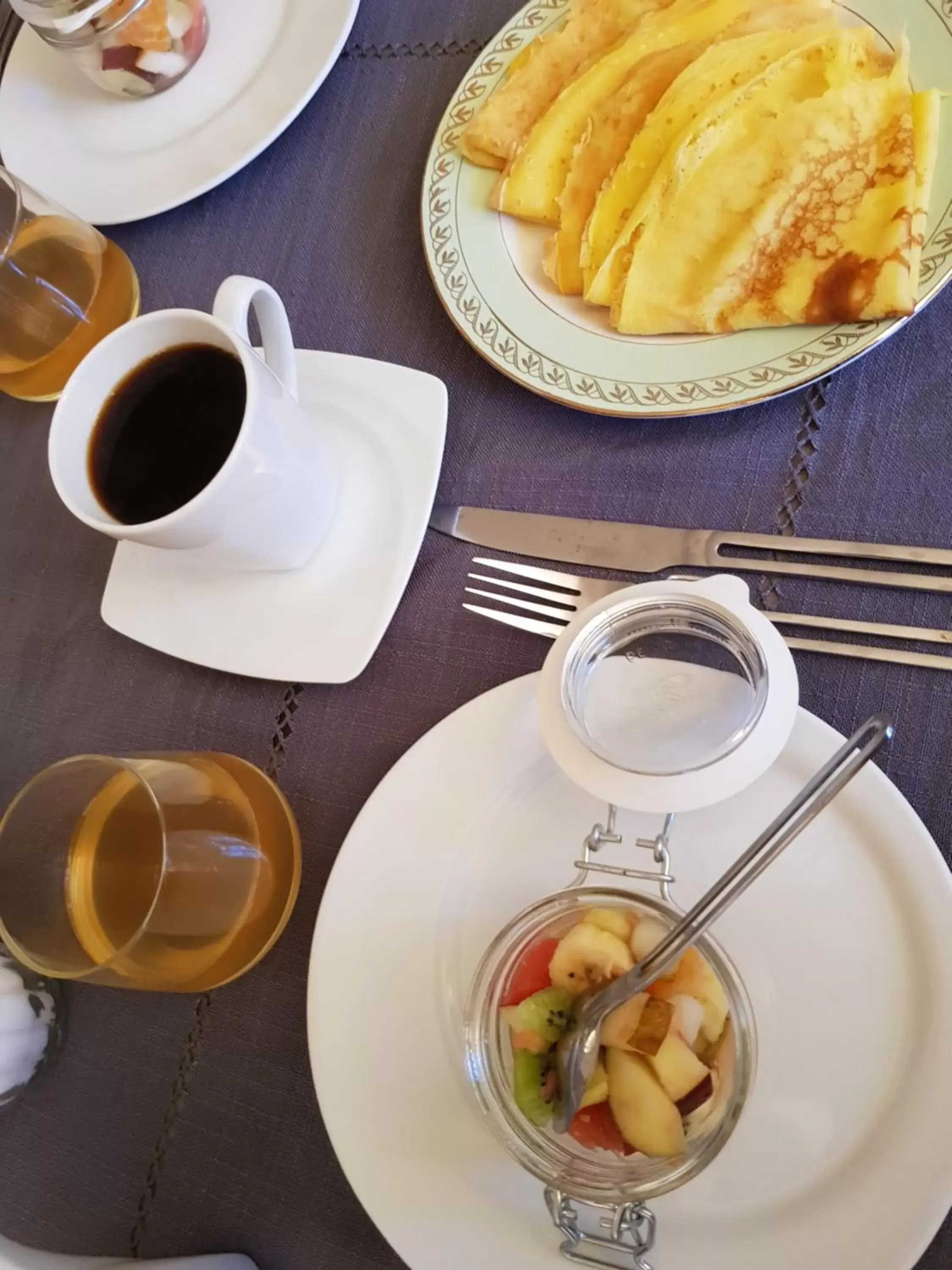 Food close-up, Breakfast in L'havre de Saint Germain