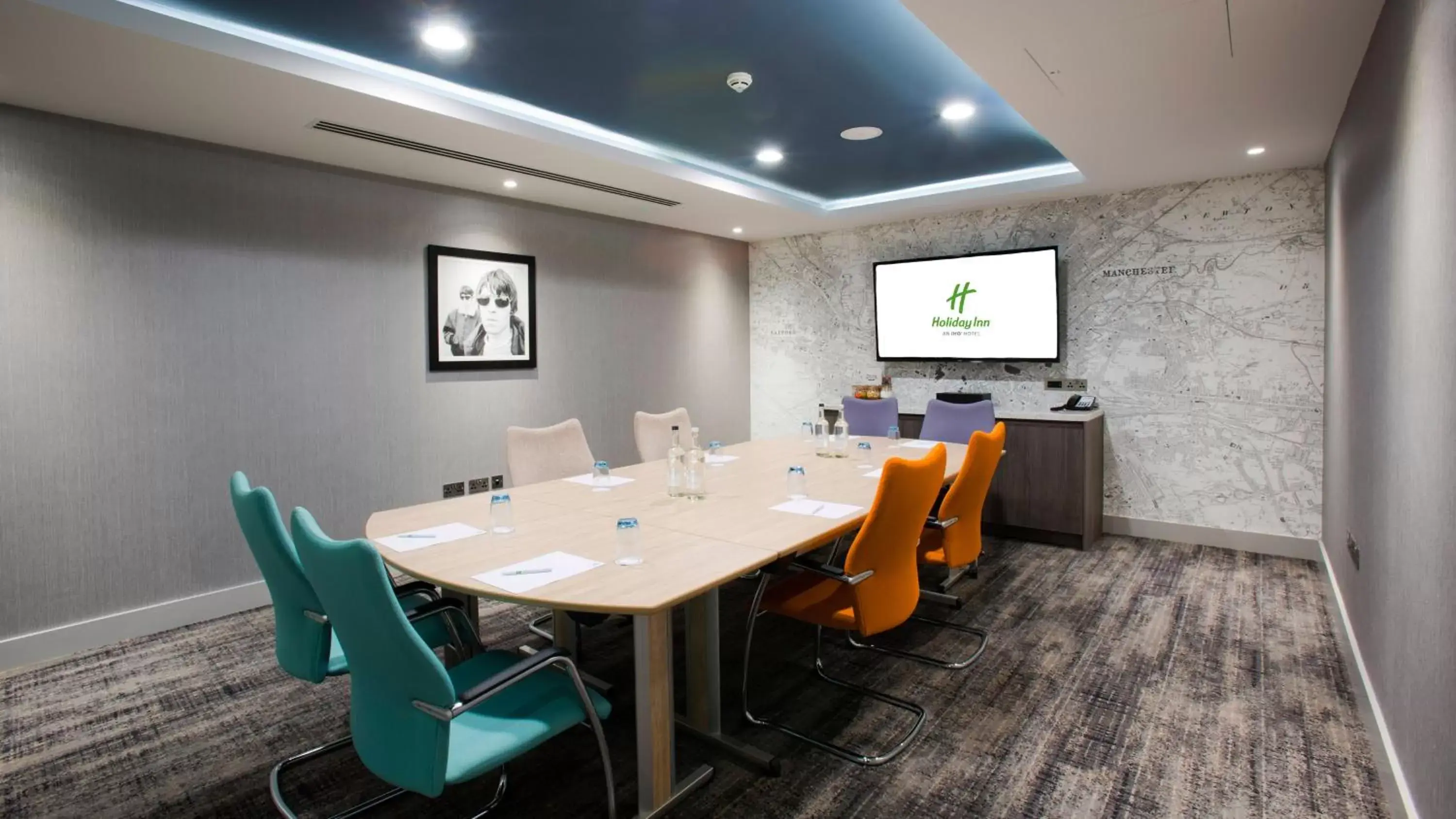 Meeting/conference room in Holiday Inn Manchester - City Centre, an IHG Hotel