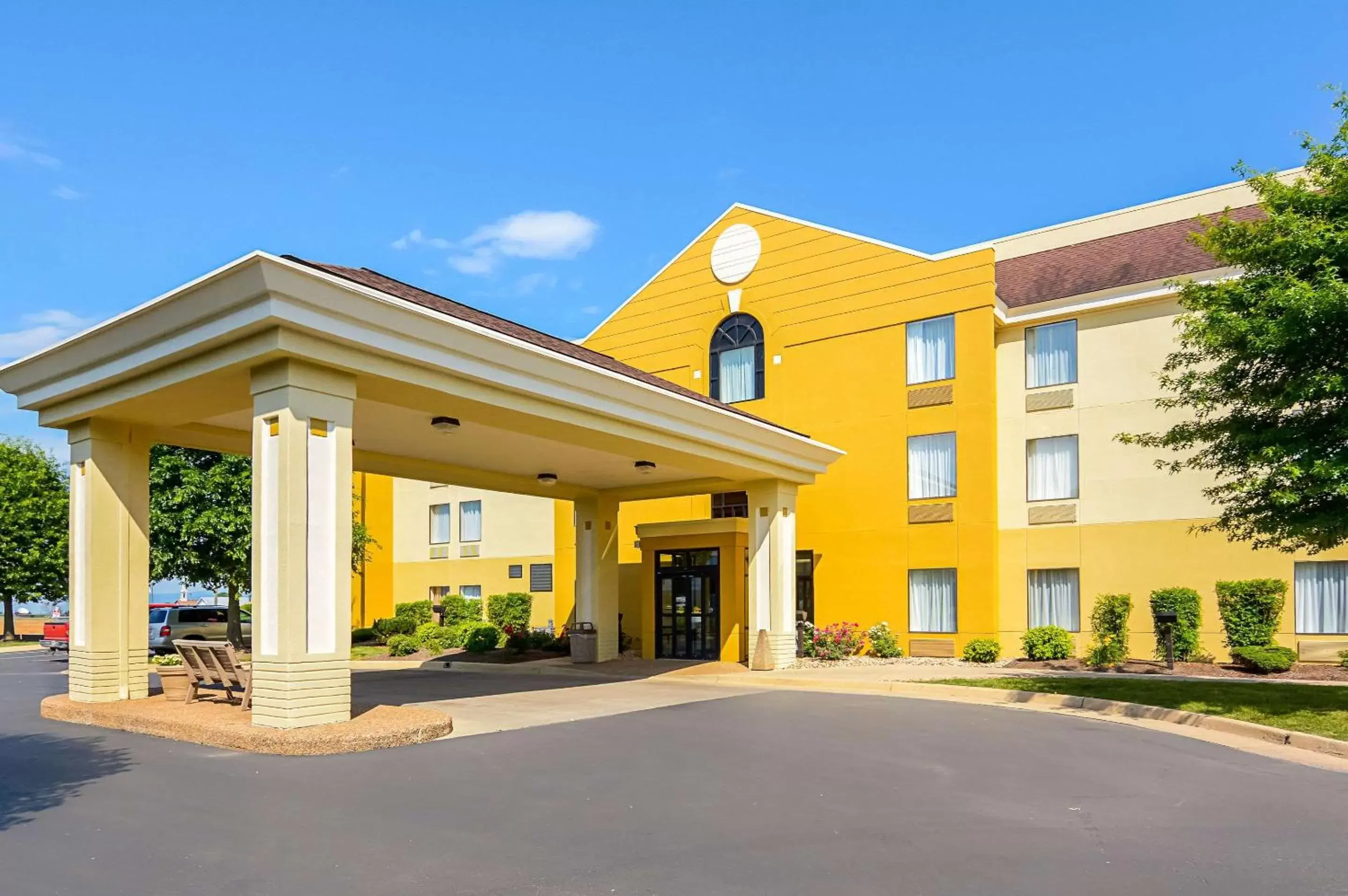 Property building in Comfort Inn Woodstock Shenandoah Property building in Comfort Inn Woodstock Shenandoah