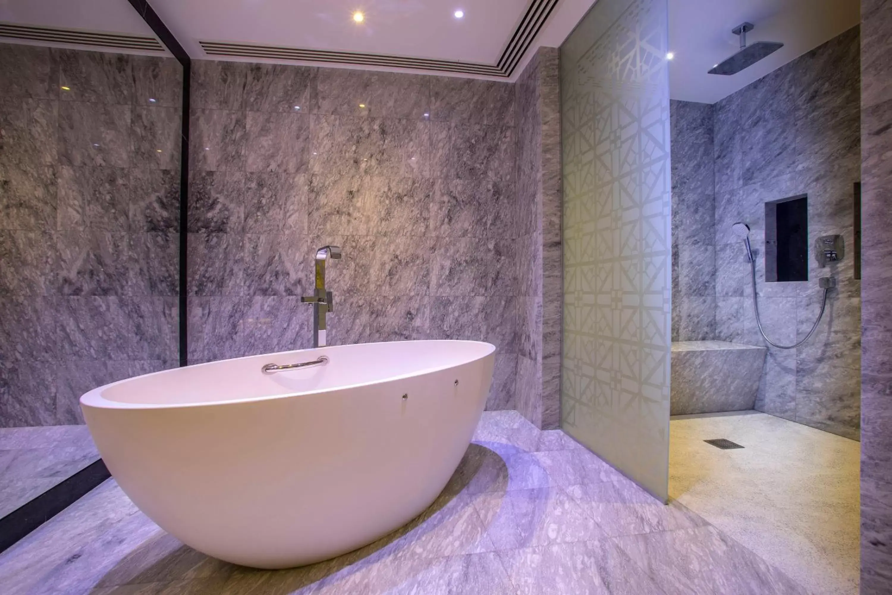 Bathroom in Parklane, a Luxury Collection Resort & Spa, Limassol