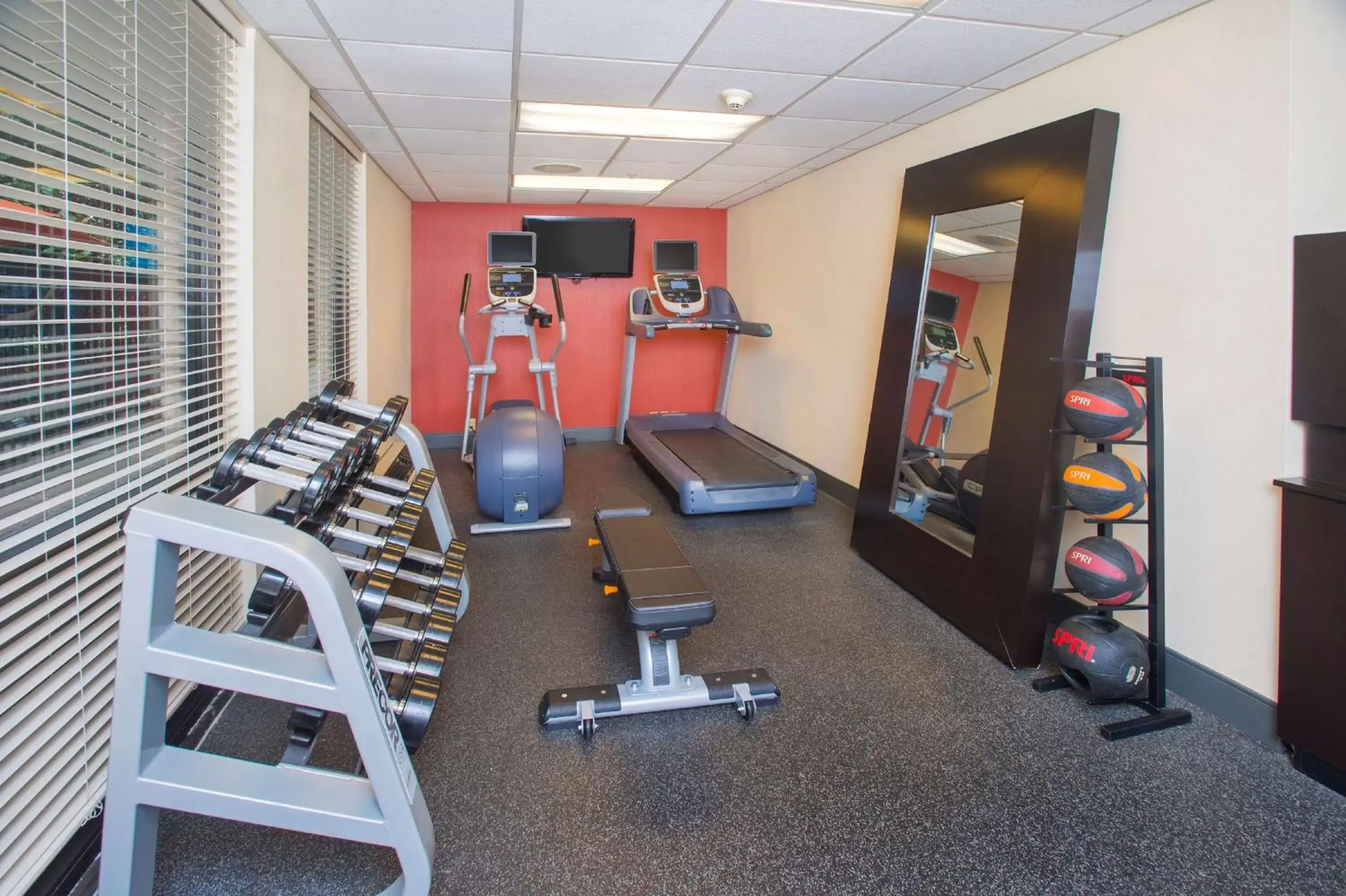 Fitness centre/facilities, Fitness Center/Facilities in Hampton Inn & Suites Annapolis
