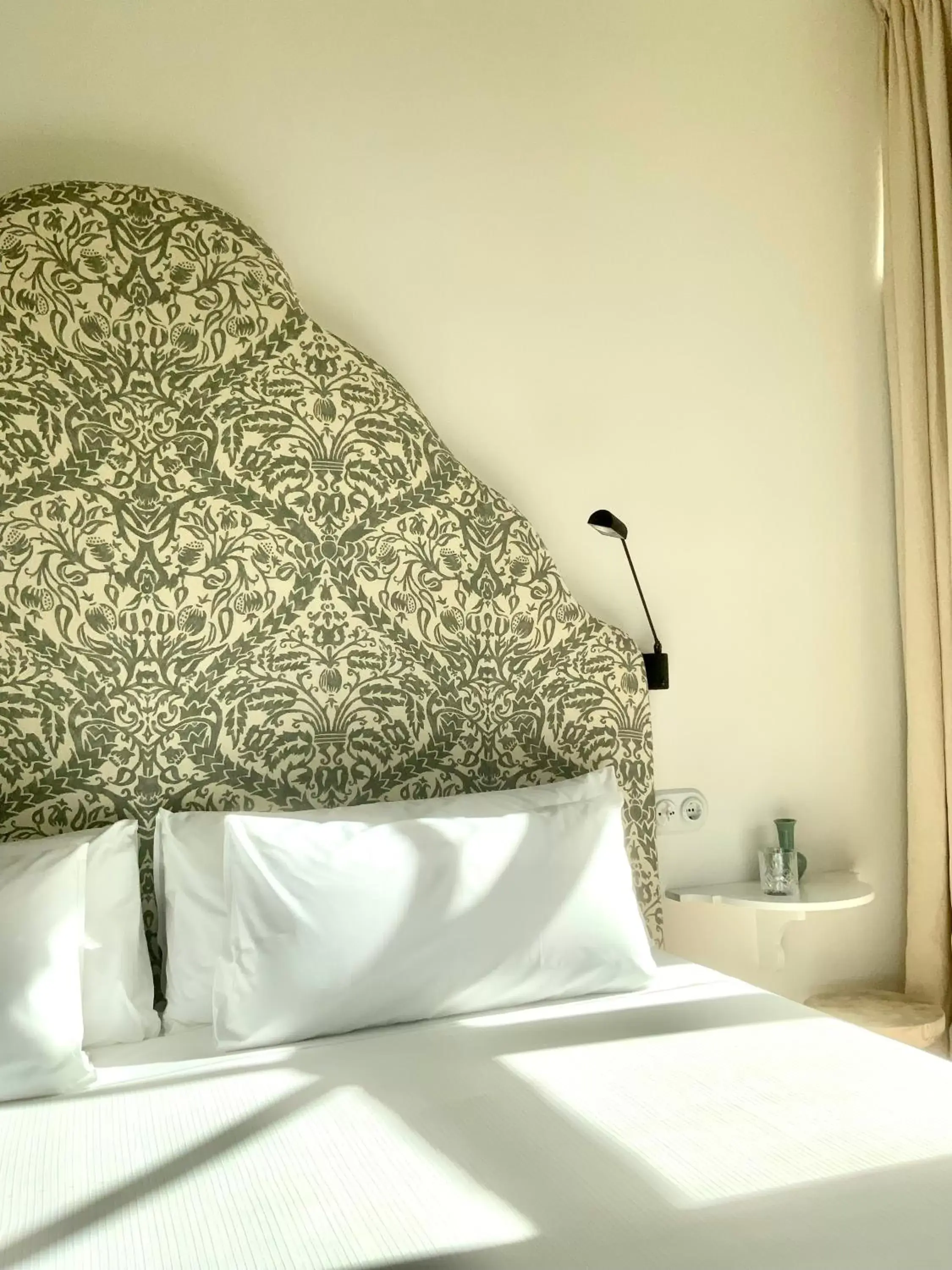 Bed in Hotel Tayko Sevilla