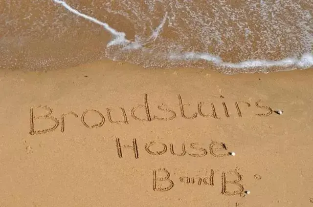 Beach in Broadstairs House Boutique B&B By The Sea