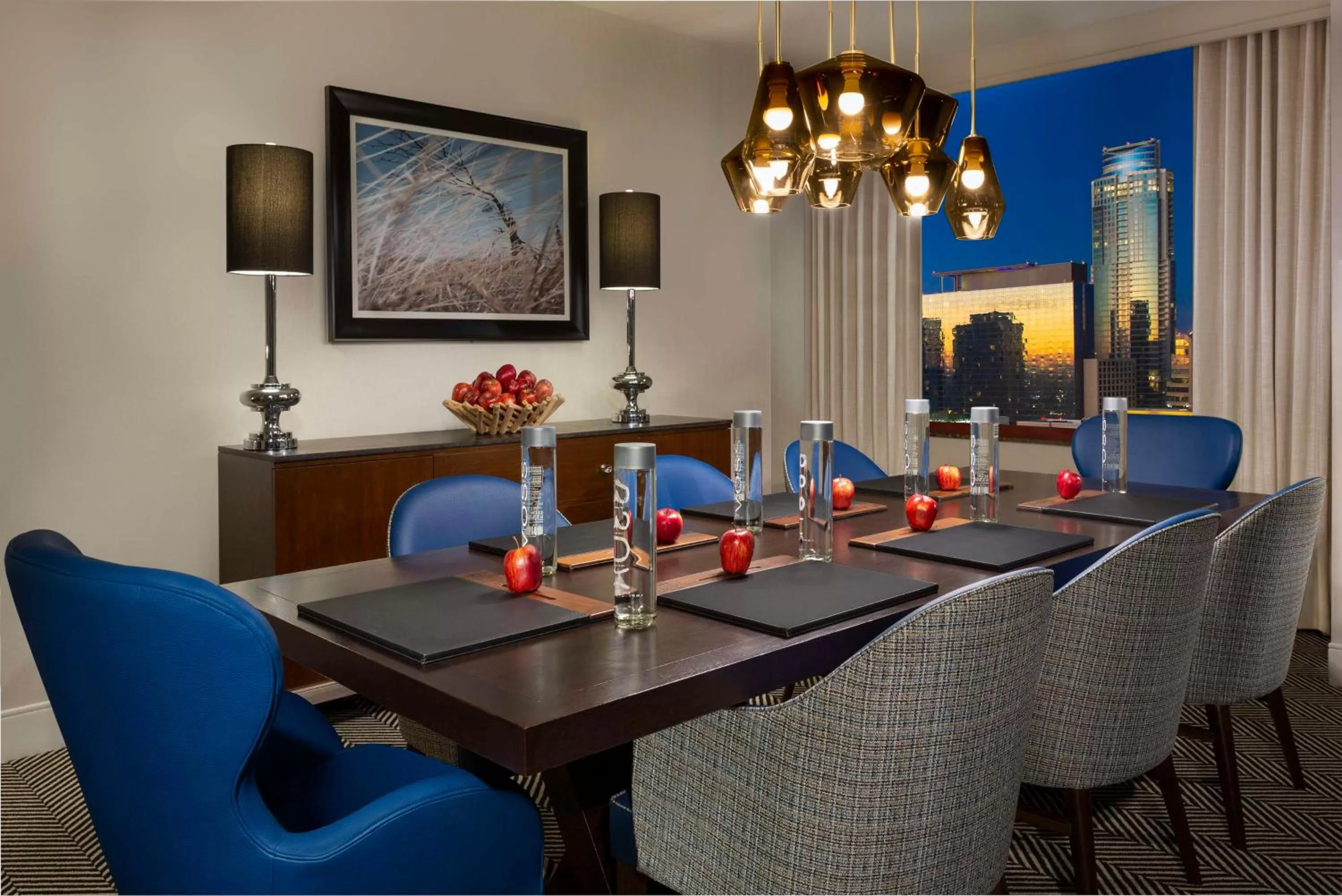 Living room in Hilton Austin