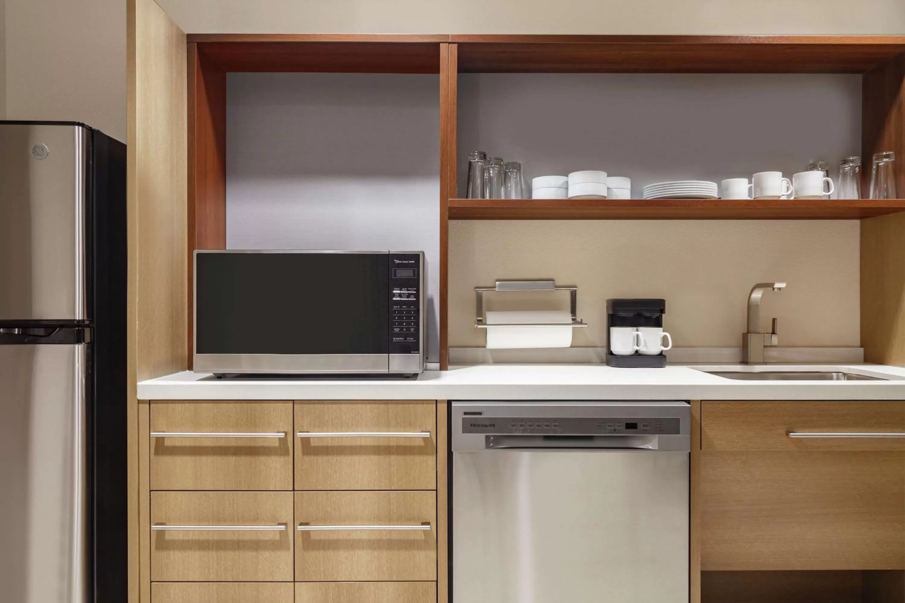 Kitchen or kitchenette in Home2 Suites By Hilton Ogden