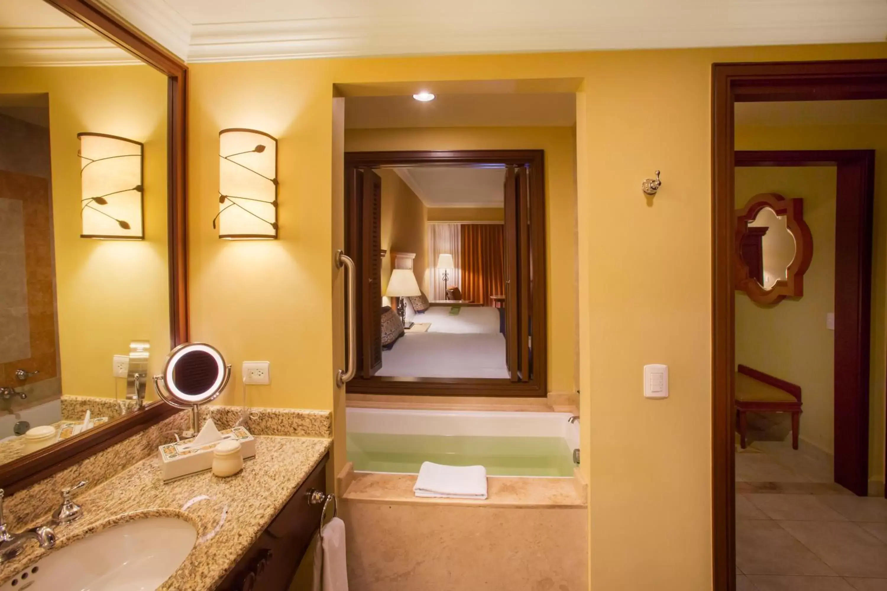 Bathroom in Pueblo Bonito Sunset Beach Golf & Spa Resort - All Inclusive