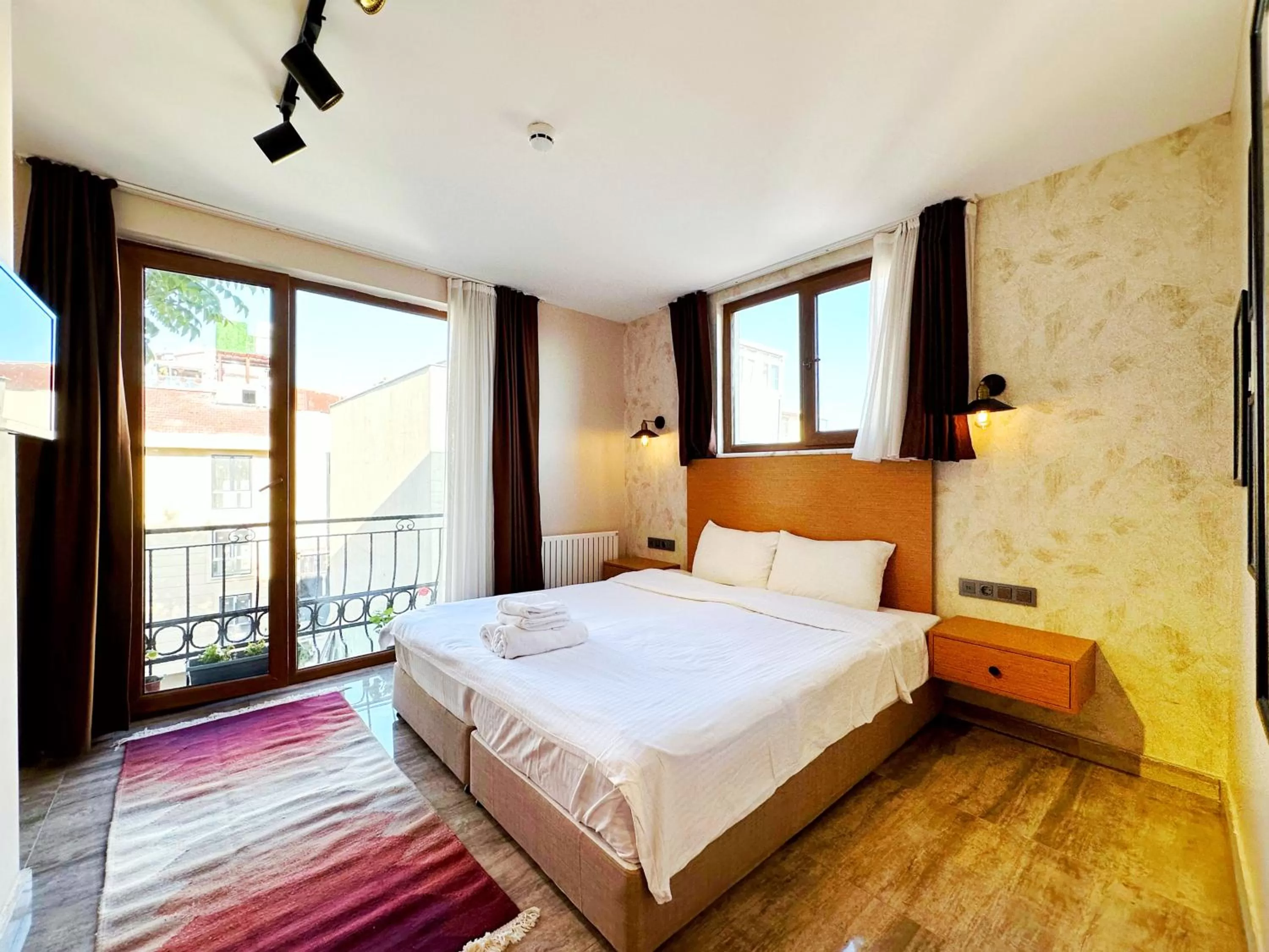 Bed in Sultan Pier Hotel