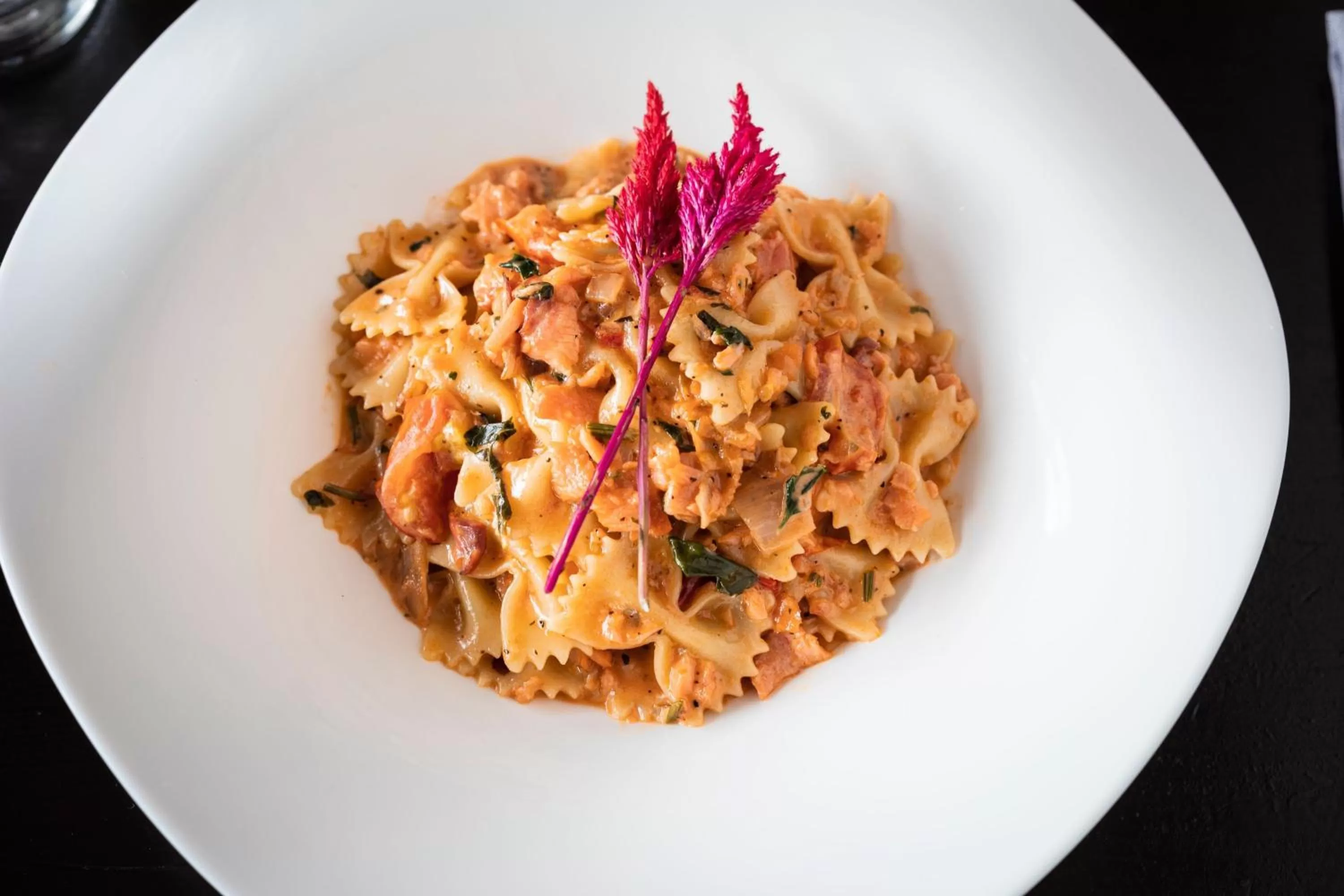 Restaurant/places to eat in Sheraton Lincoln Harbor Hotel