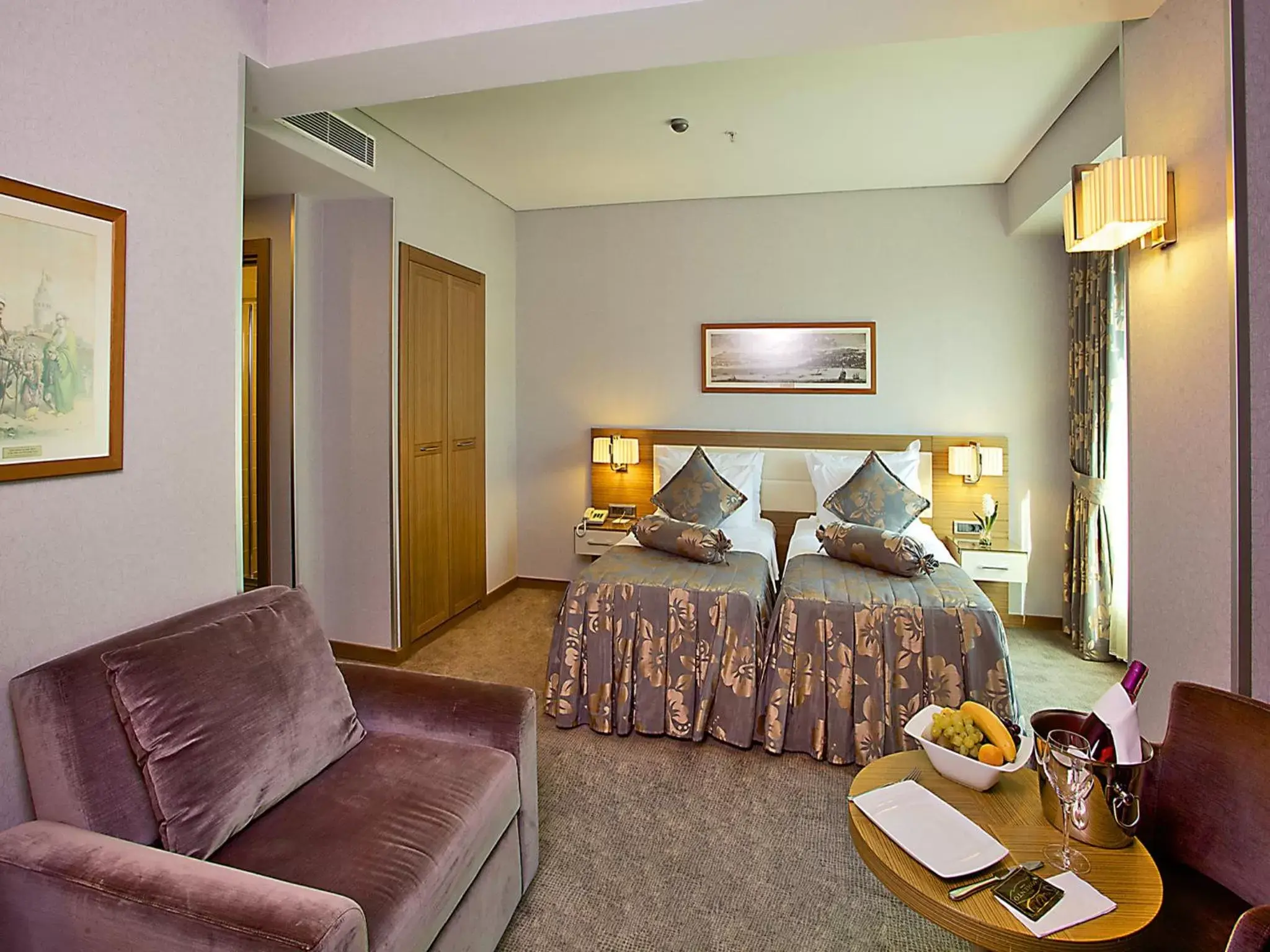 Deluxe Double or Twin Room in Hotel Momento - Special Category