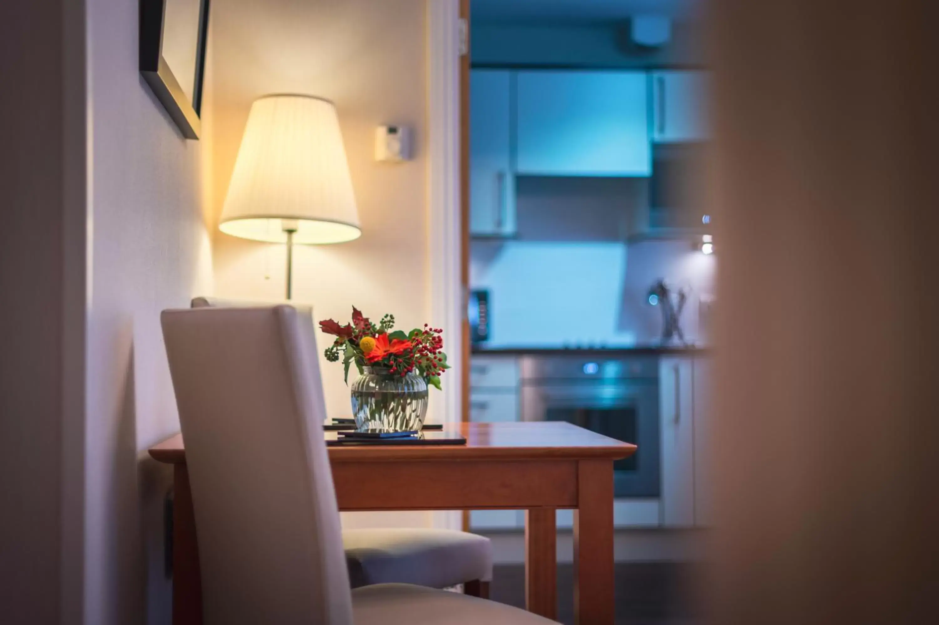 Living room in The Knight Residence by Mansley Living room in The Knight Residence by Mansley