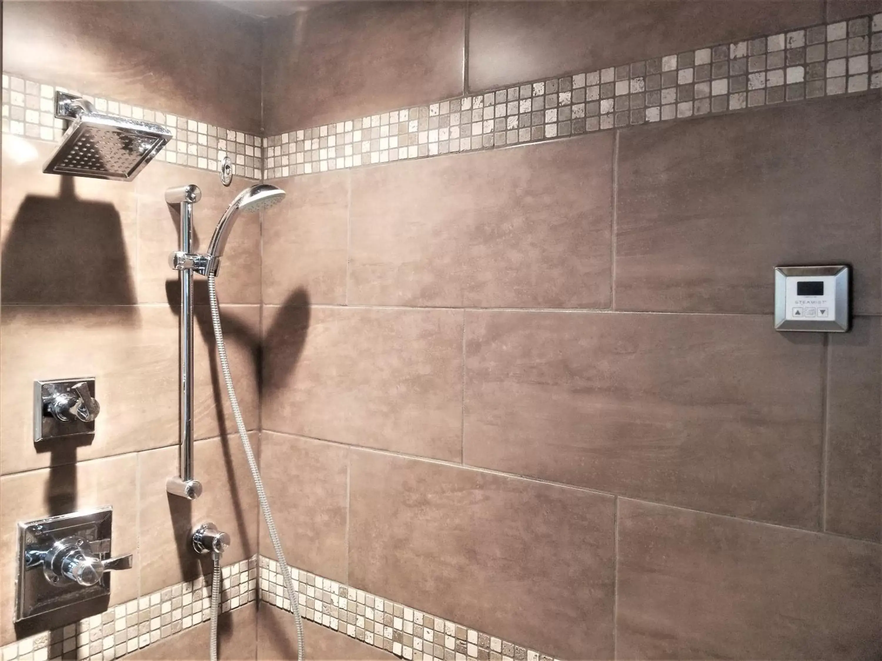 Shower, Bathroom in Along River Ridge