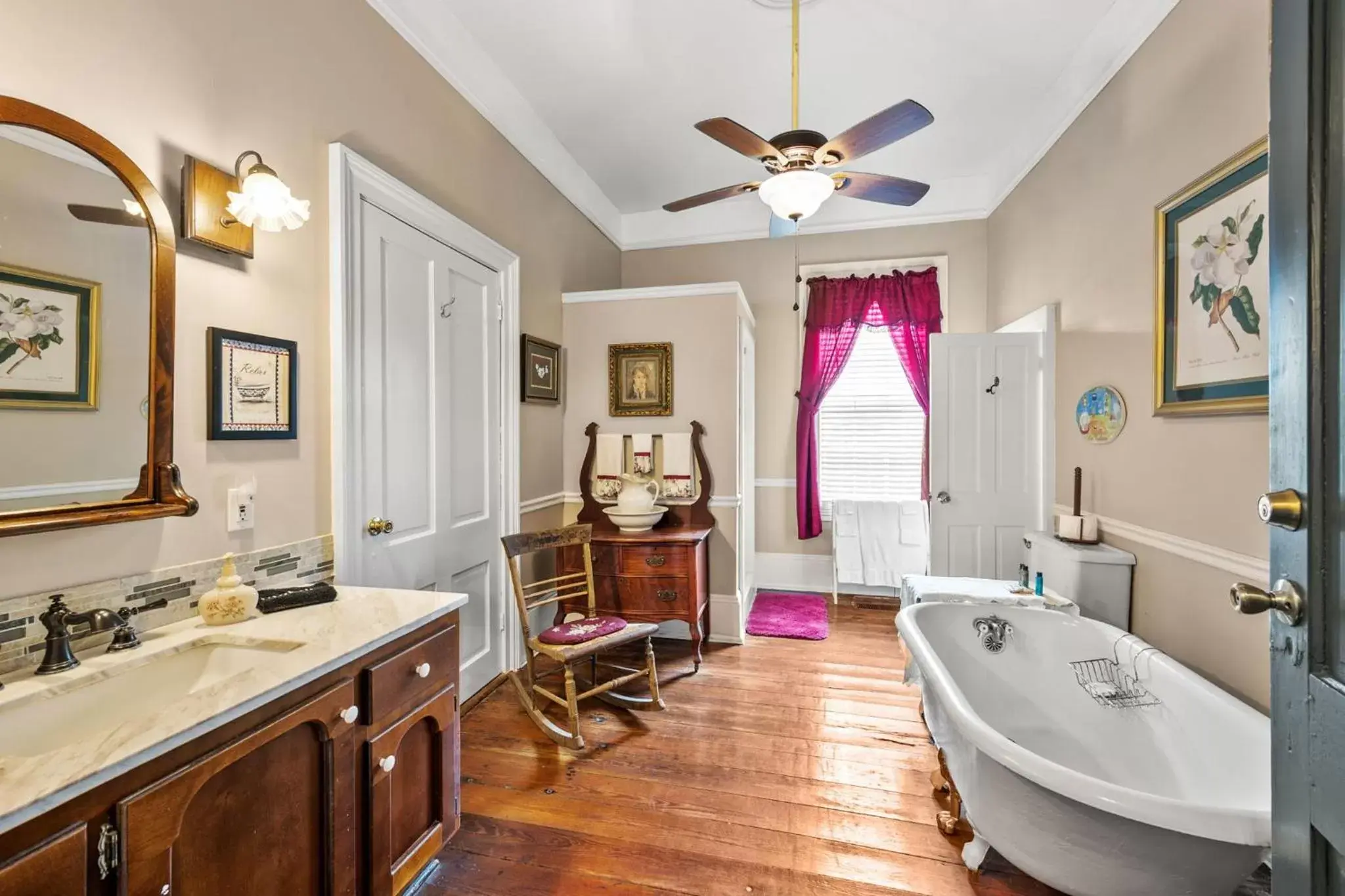 Bedroom, Bathroom in Goodbread House Bed and Breakfast