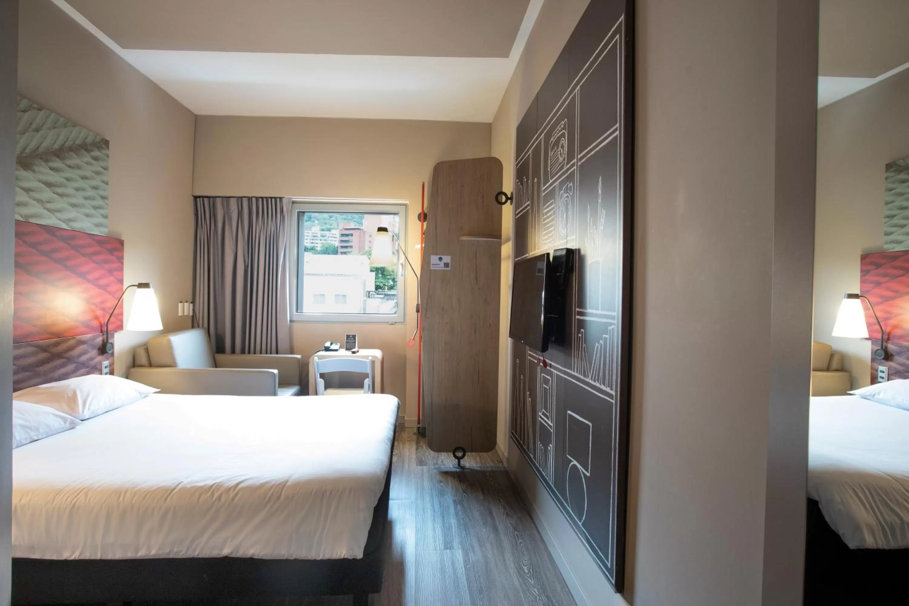 Bed in Hotel Ibis Cali Granada