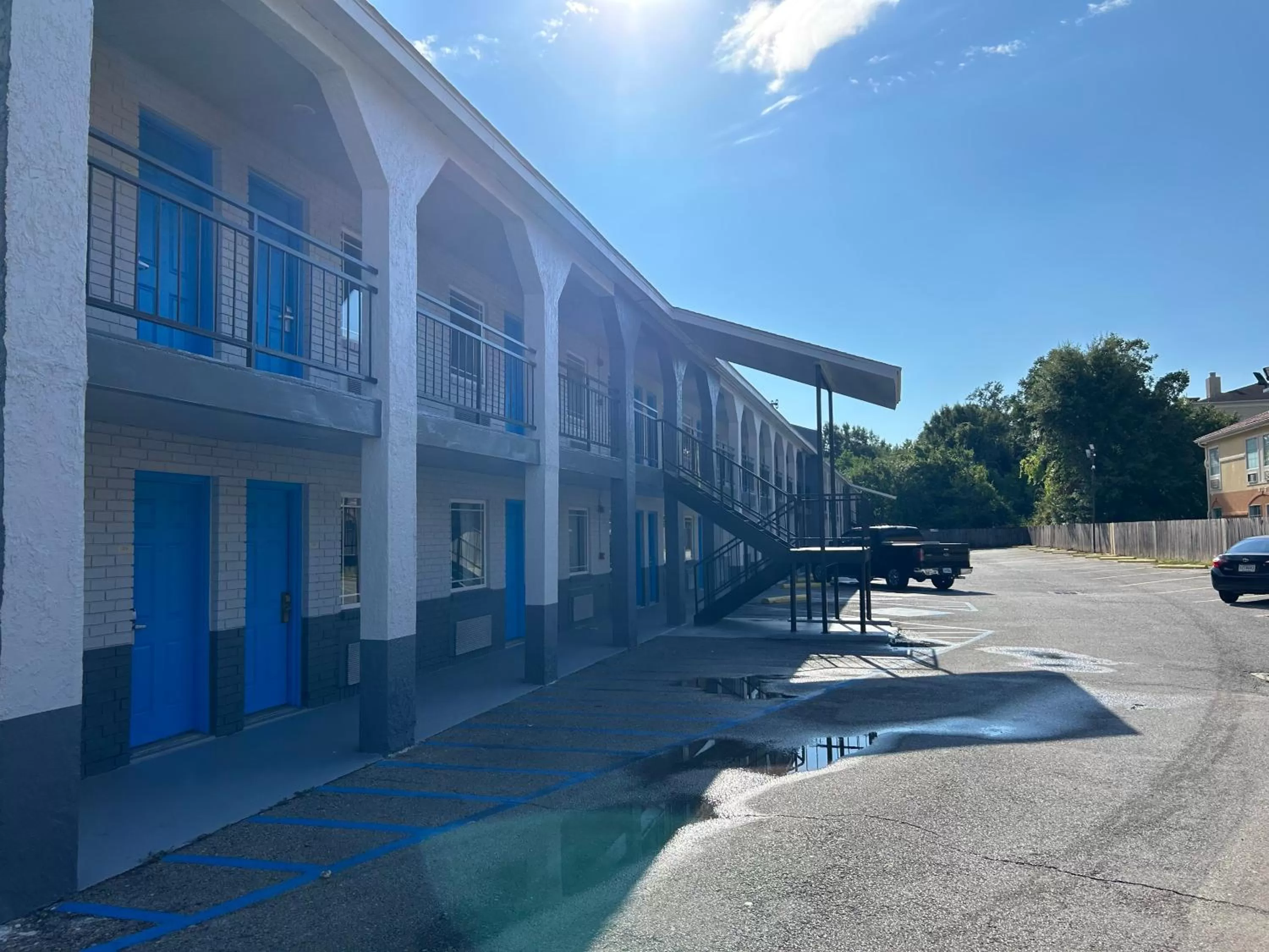 Parking in Blue Star inn