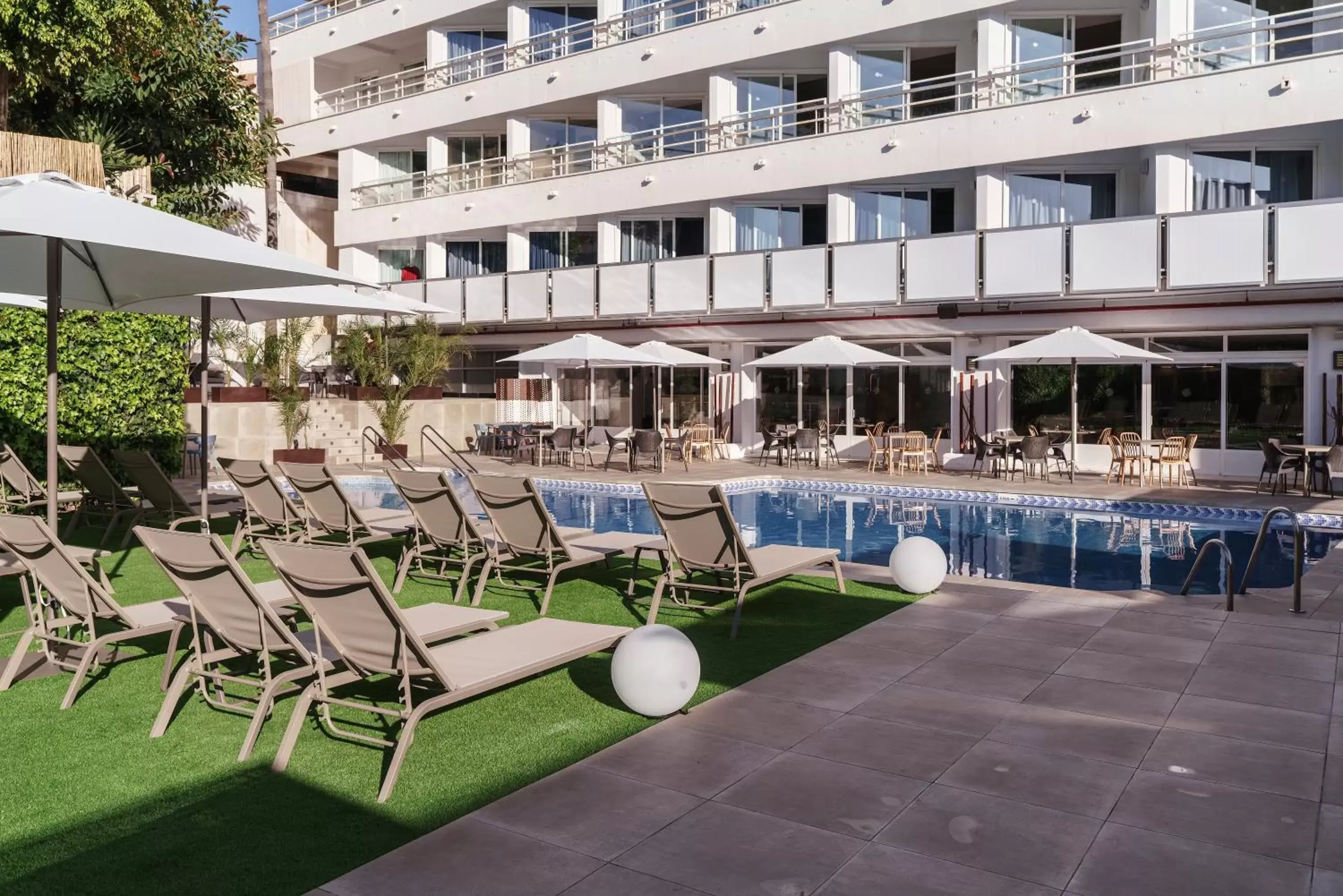 Property building, Swimming Pool in AluaSoul Costa Malaga - Adults recommended