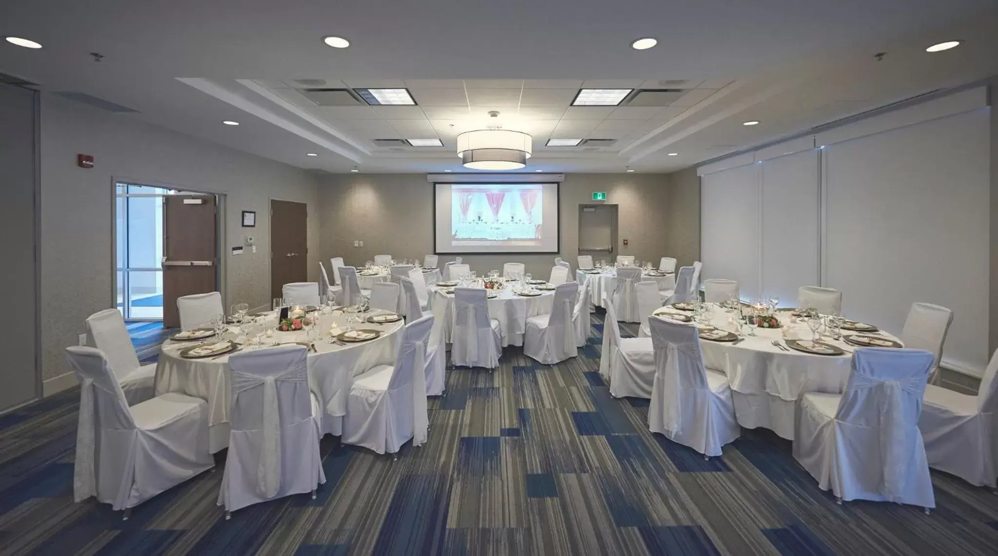 Meeting/conference room, Banquet Facilities in Holiday Inn Express & Suites St. John's Airport, an IHG Hotel