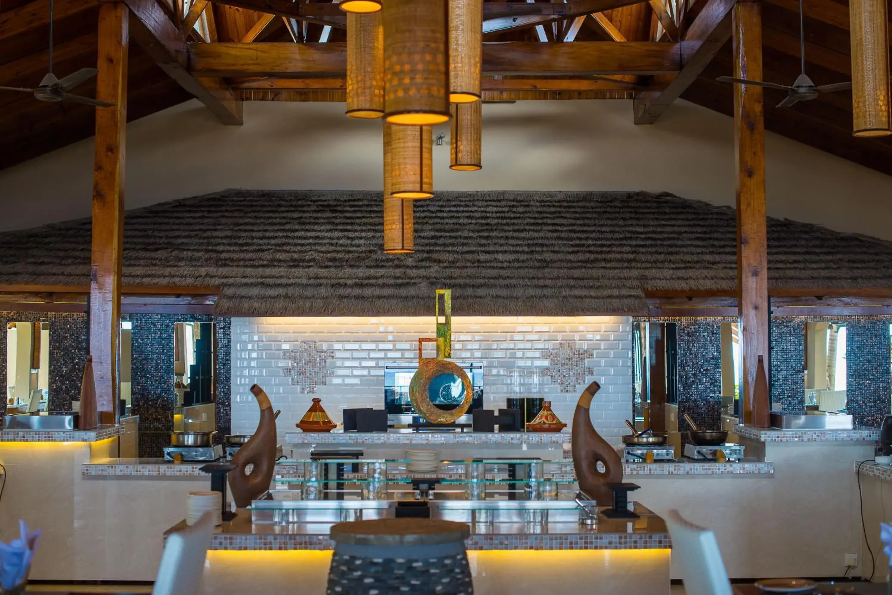 Restaurant/places to eat in Coco de Mer Hotel and Black Parrot Suites Restaurant/places to eat in Coco de Mer Hotel and Black Parrot Suites