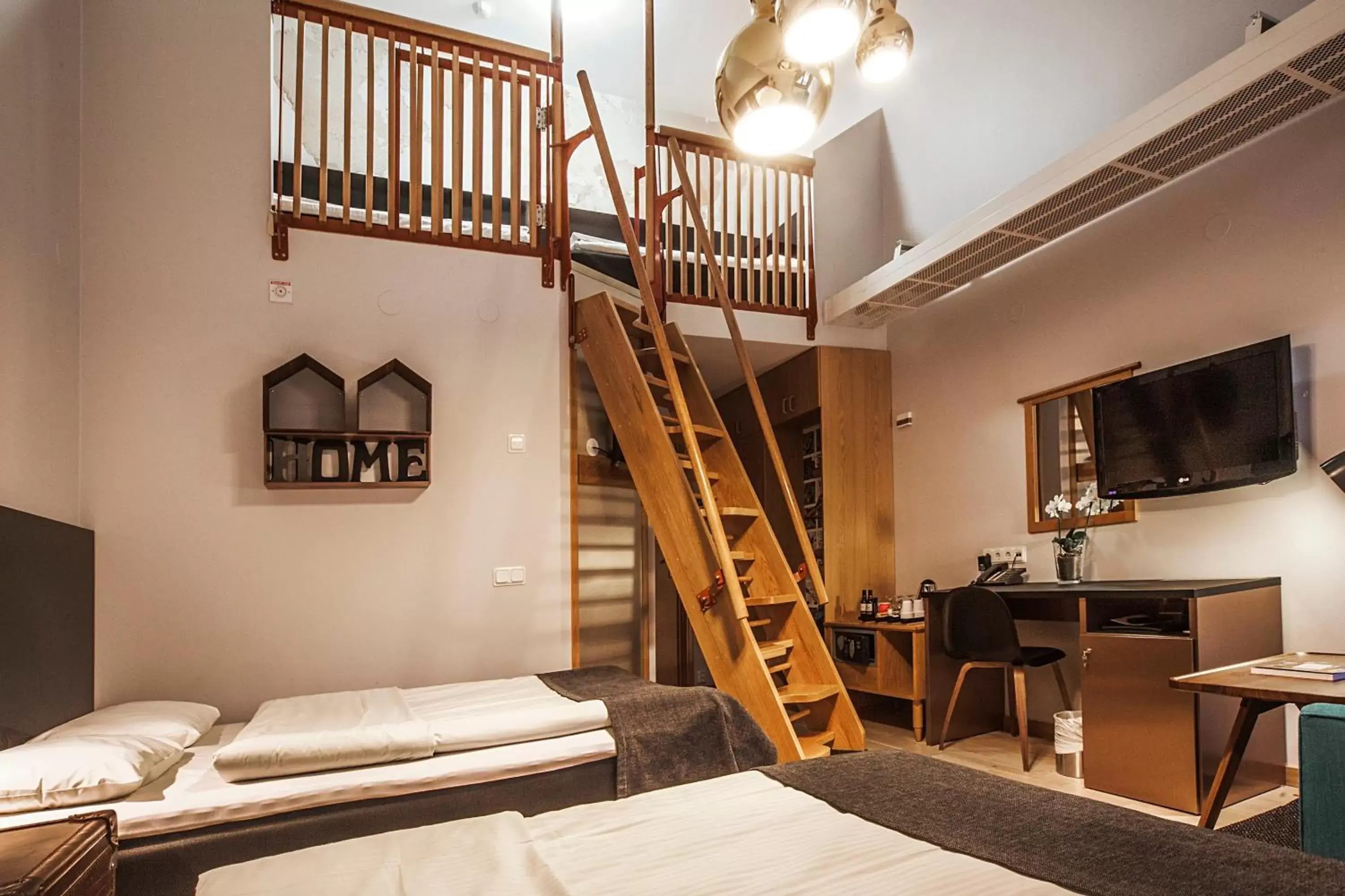 Family Room - Split Level in Hotell Heden