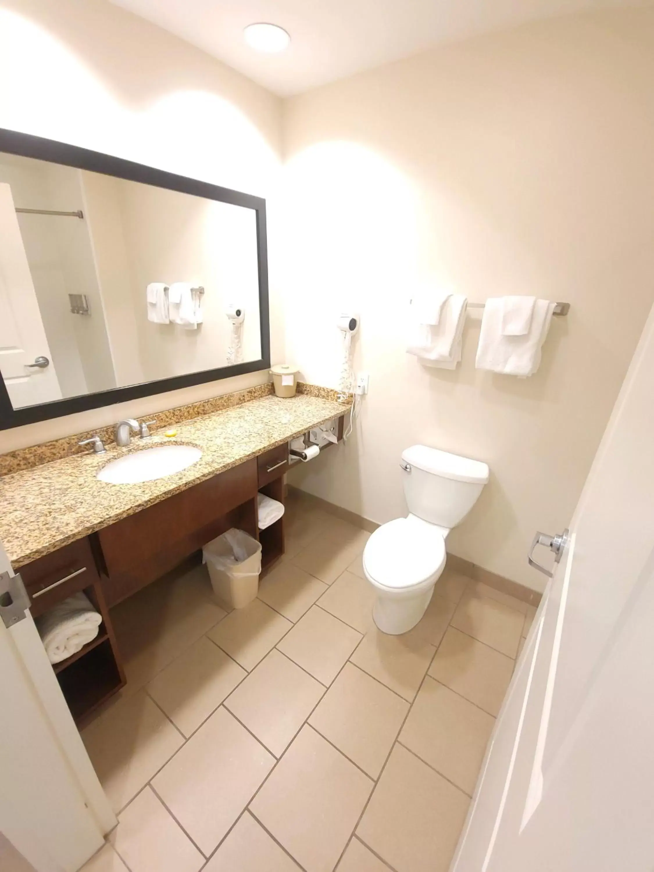 Bathroom in Penn Wells Lodge