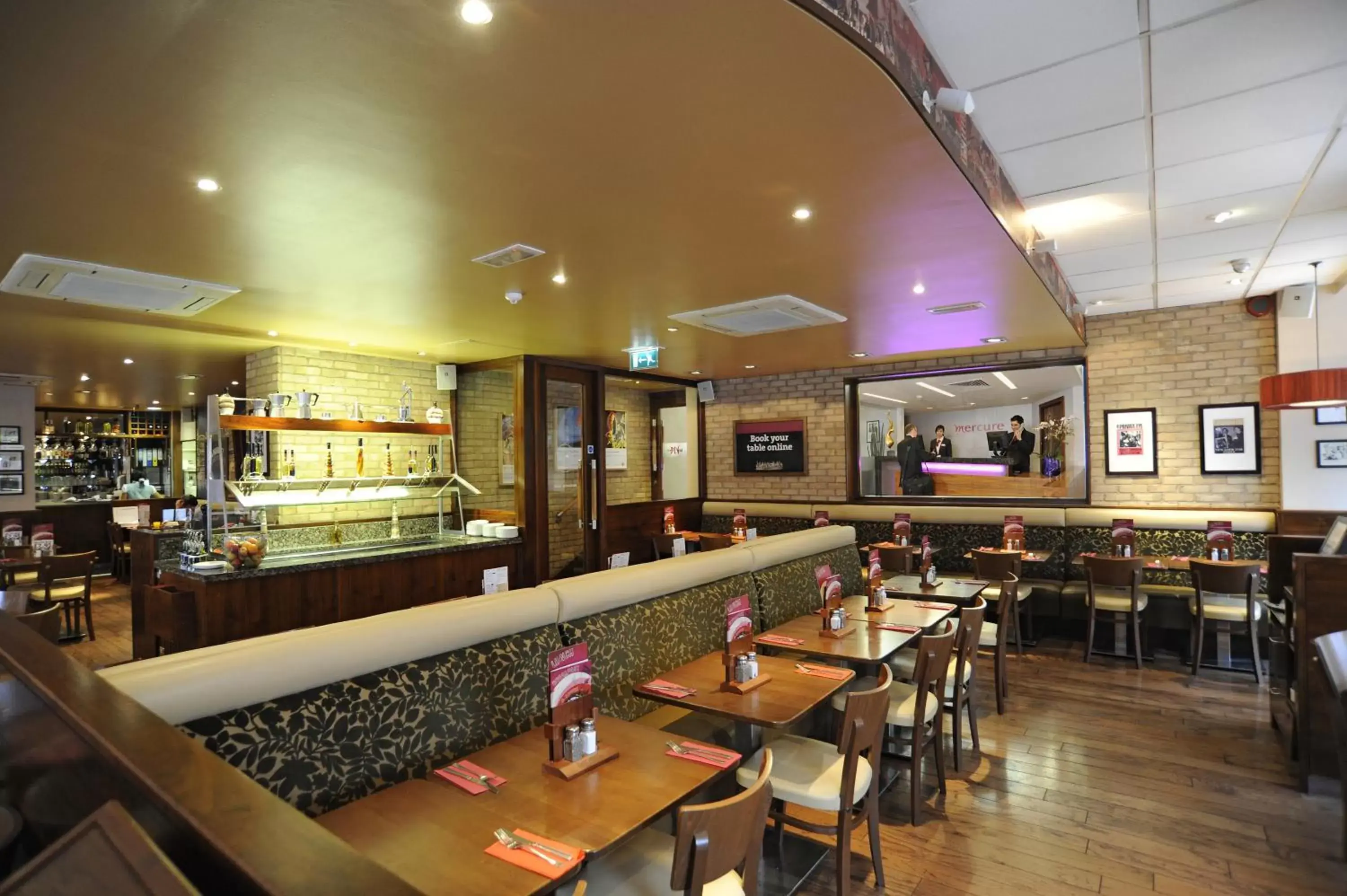 Restaurant/places to eat, Lounge/Bar in Mercure London Paddington Hotel
