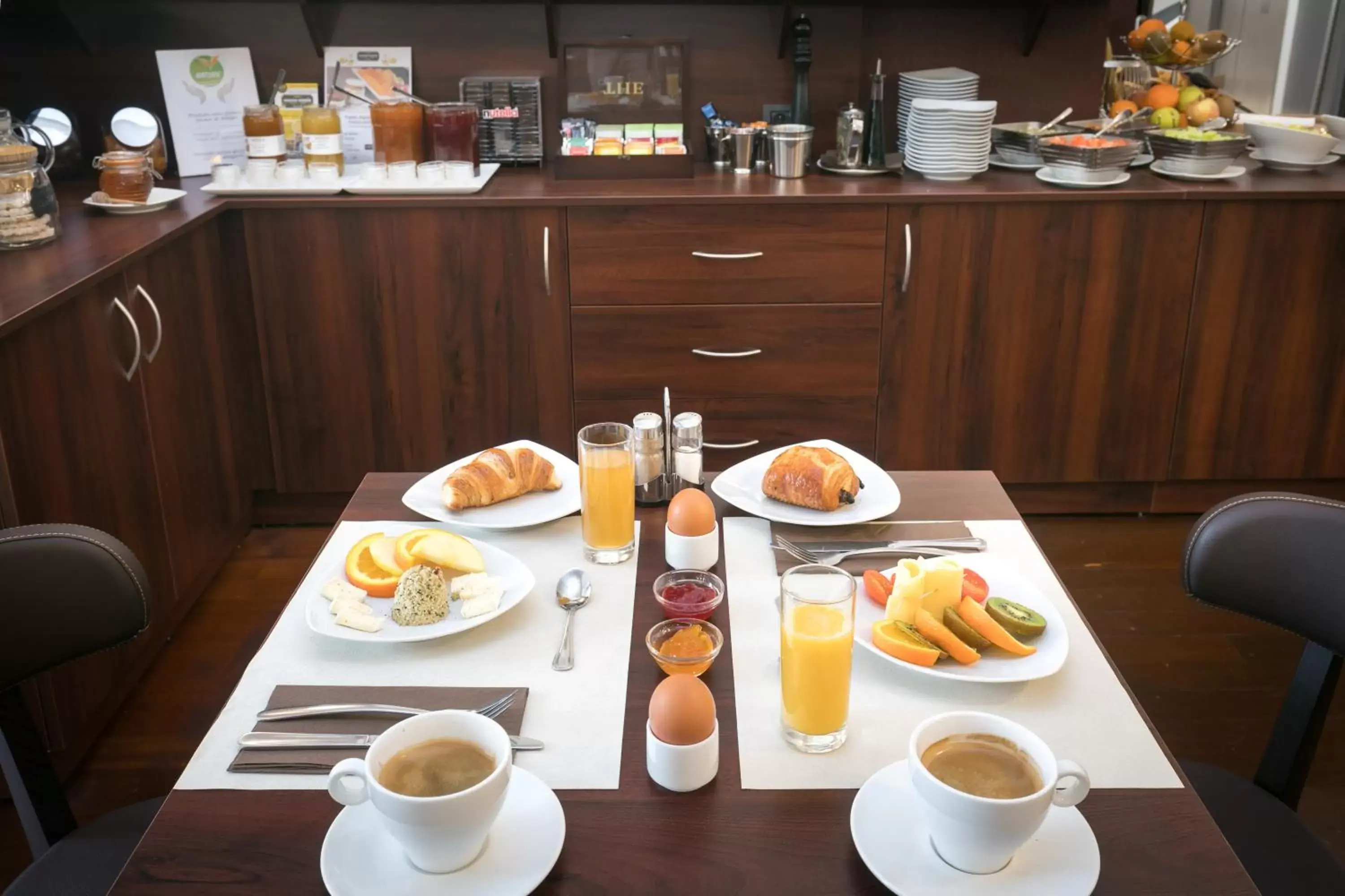 Dining area, Restaurant/Places to Eat in Best Western Plus Hôtel Brice Garden Nice