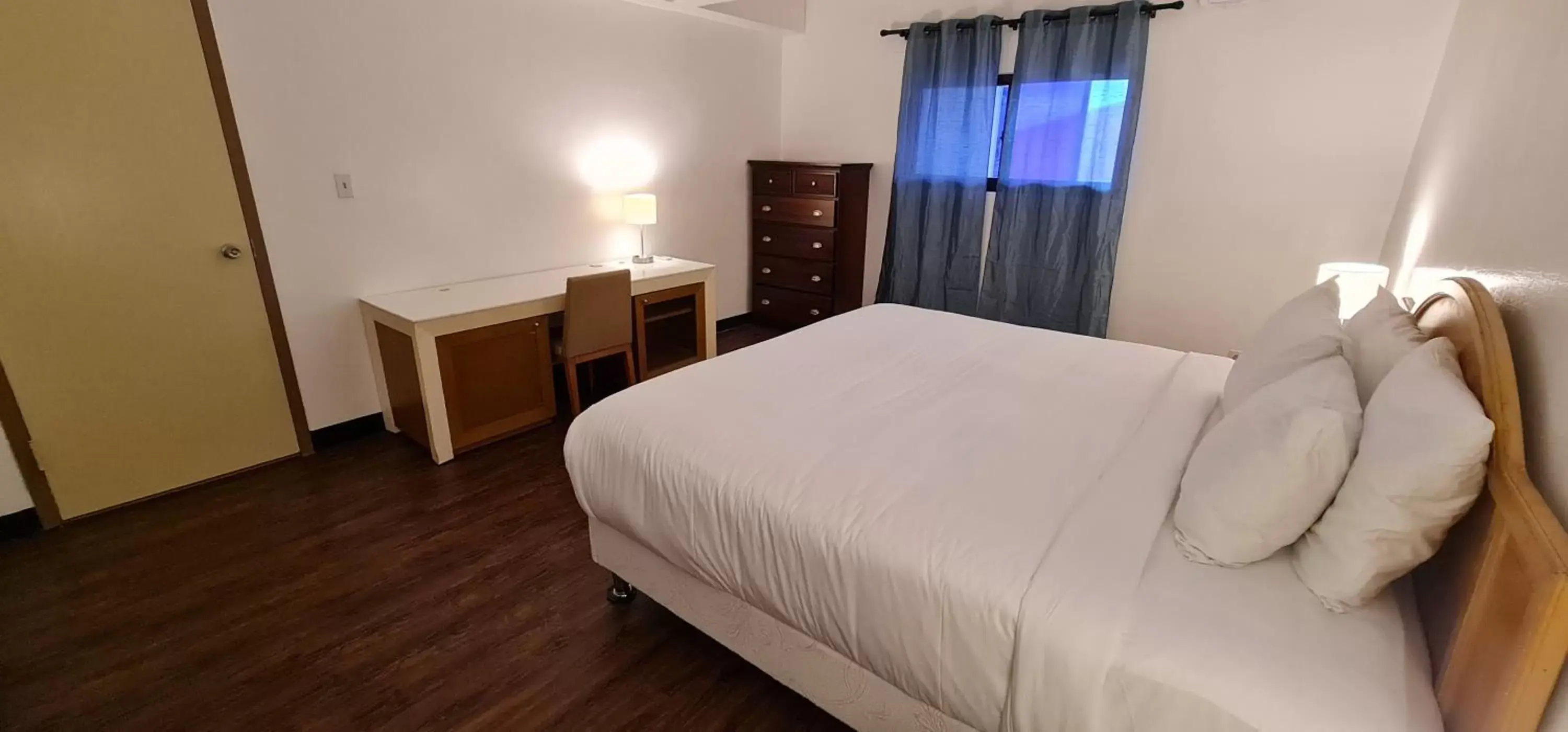 Bed in SureStay Hotel by Best Western Guam Palmridge