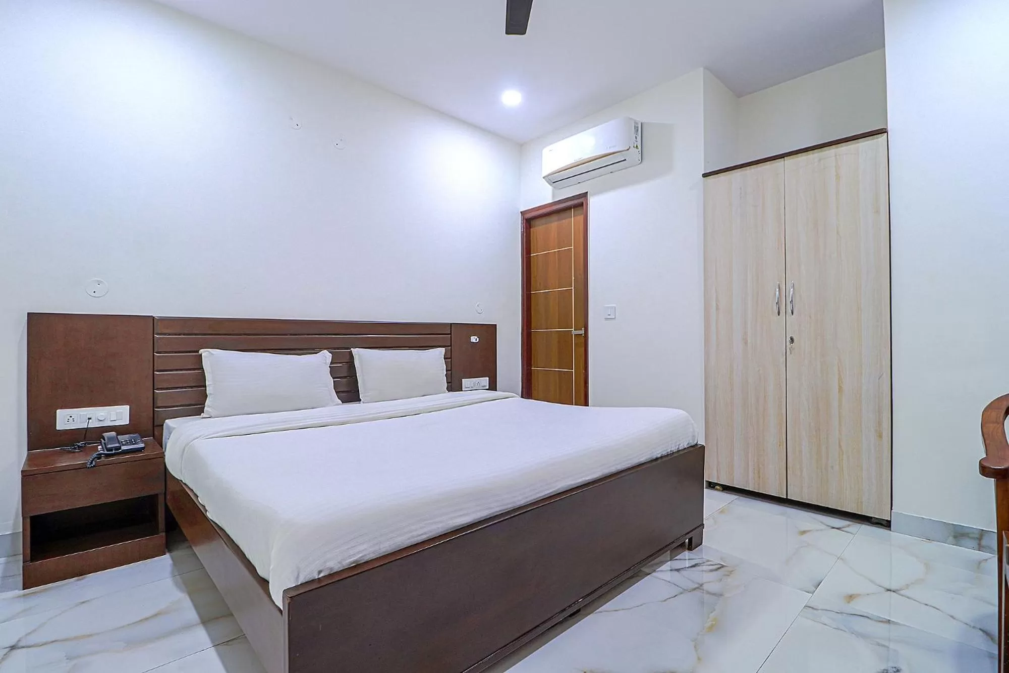 Bed in FabHotel Casa