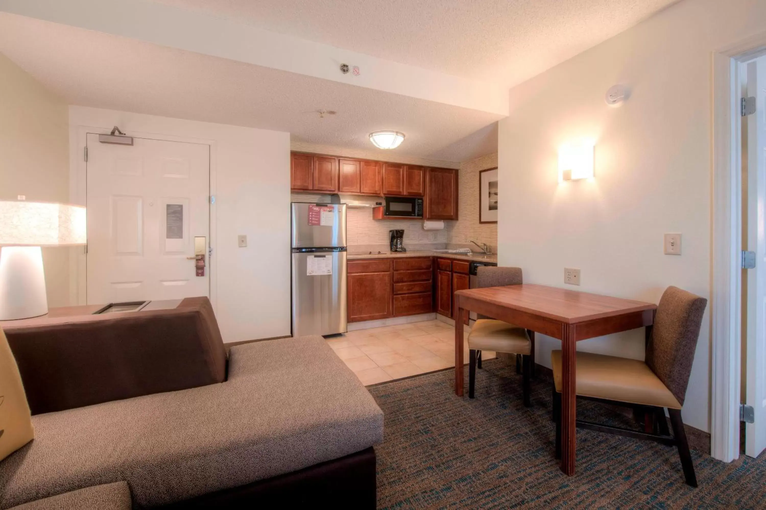 Bedroom, Kitchen/Kitchenette in Residence Inn by Marriott Raleigh Crabtree Valley