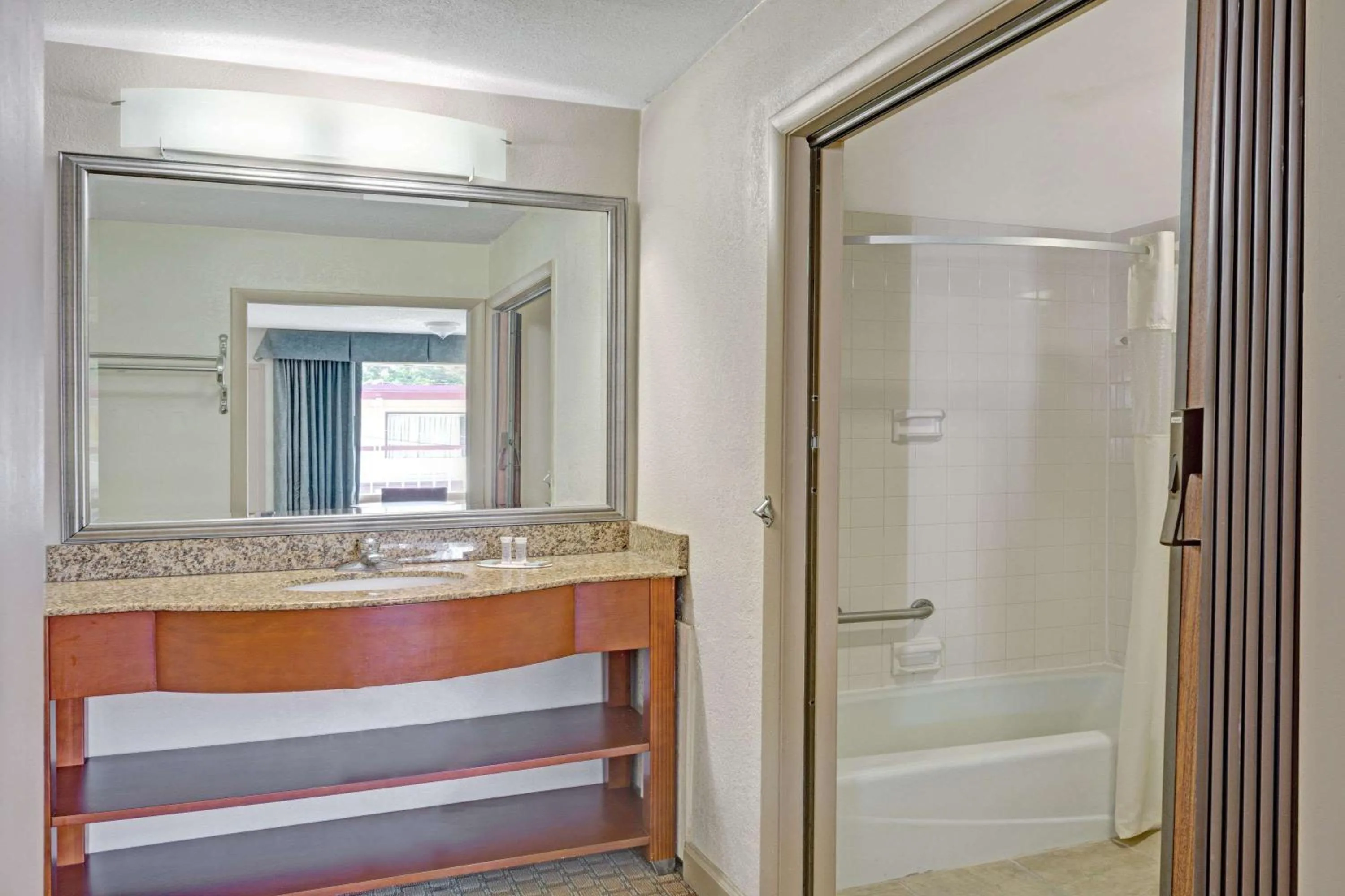 Bathroom in Travelodge by Wyndham Williamsburg Colonial Area