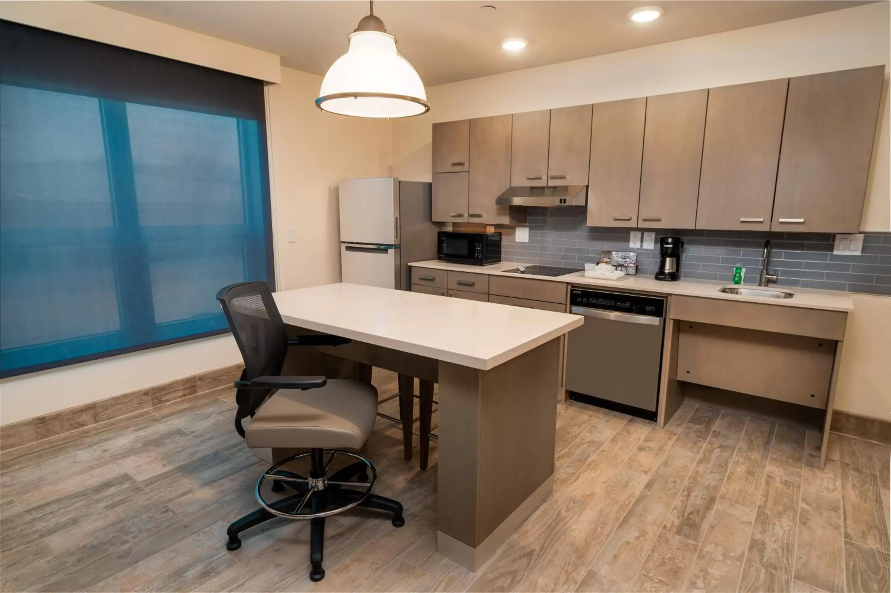 Kitchen or kitchenette, Kitchen/Kitchenette in Hyatt House Nashville/Franklin/Cool Springs