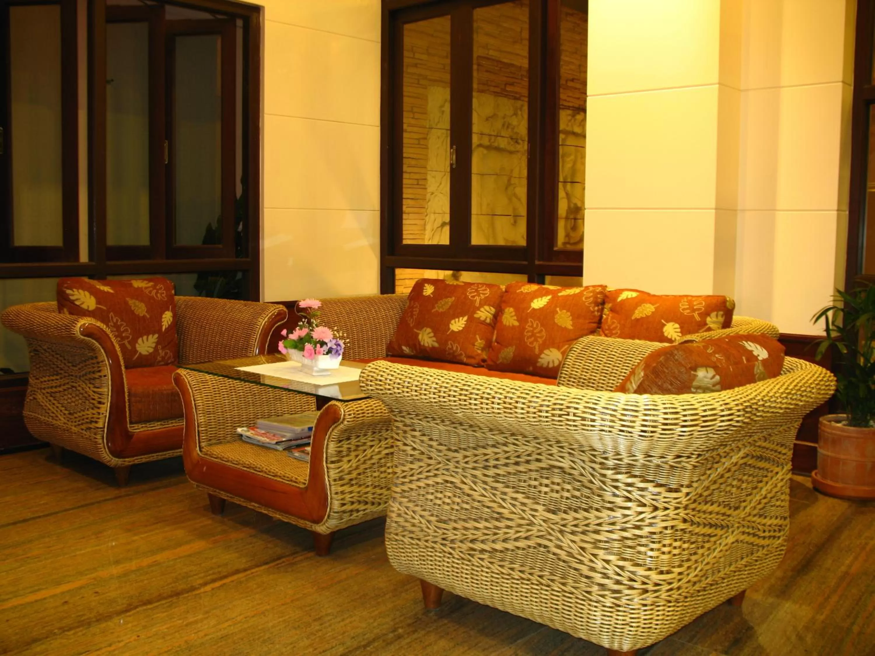Lobby or reception in Wannara Hotel Hua Hin