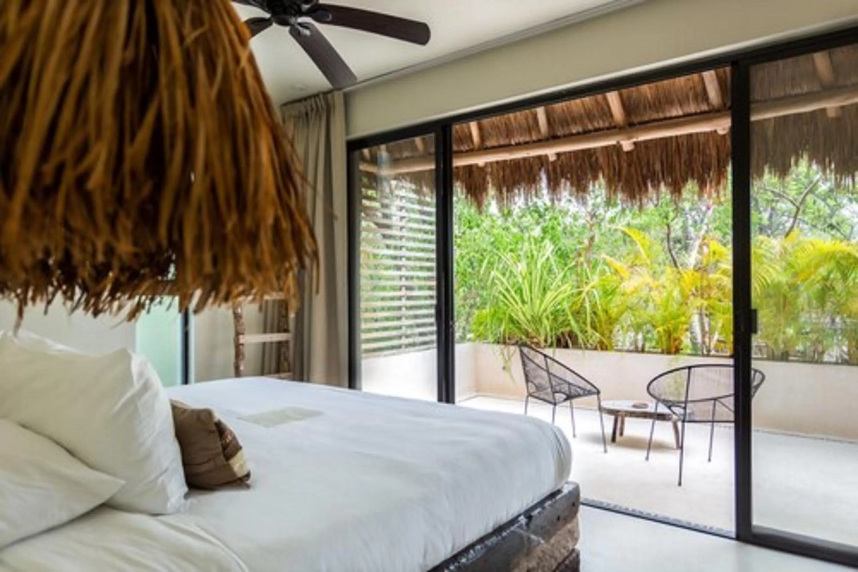 Tropical Room with Terrace in Una Vida