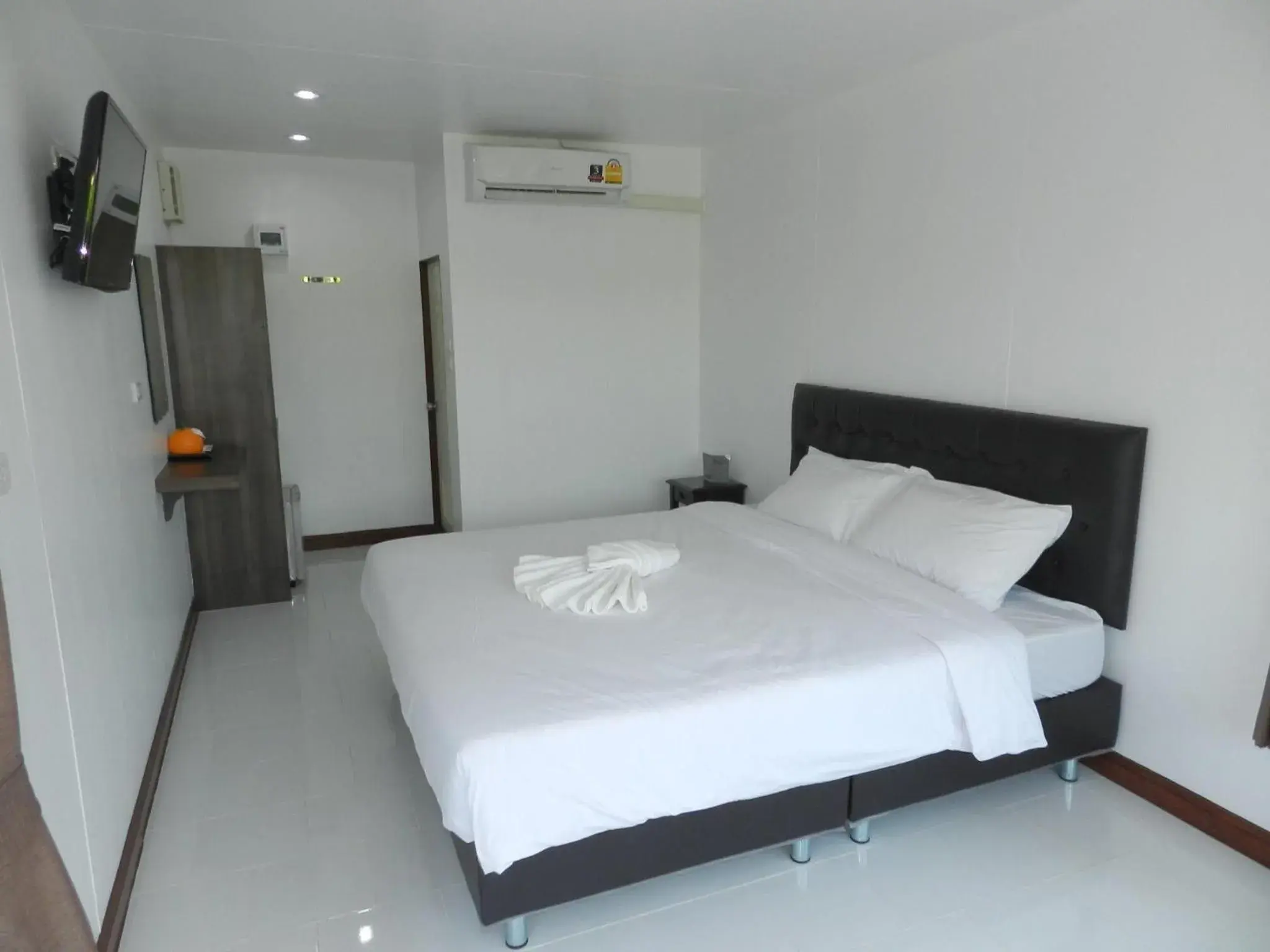 Bed in Cape Go Resort Bed in Cape Go Resort