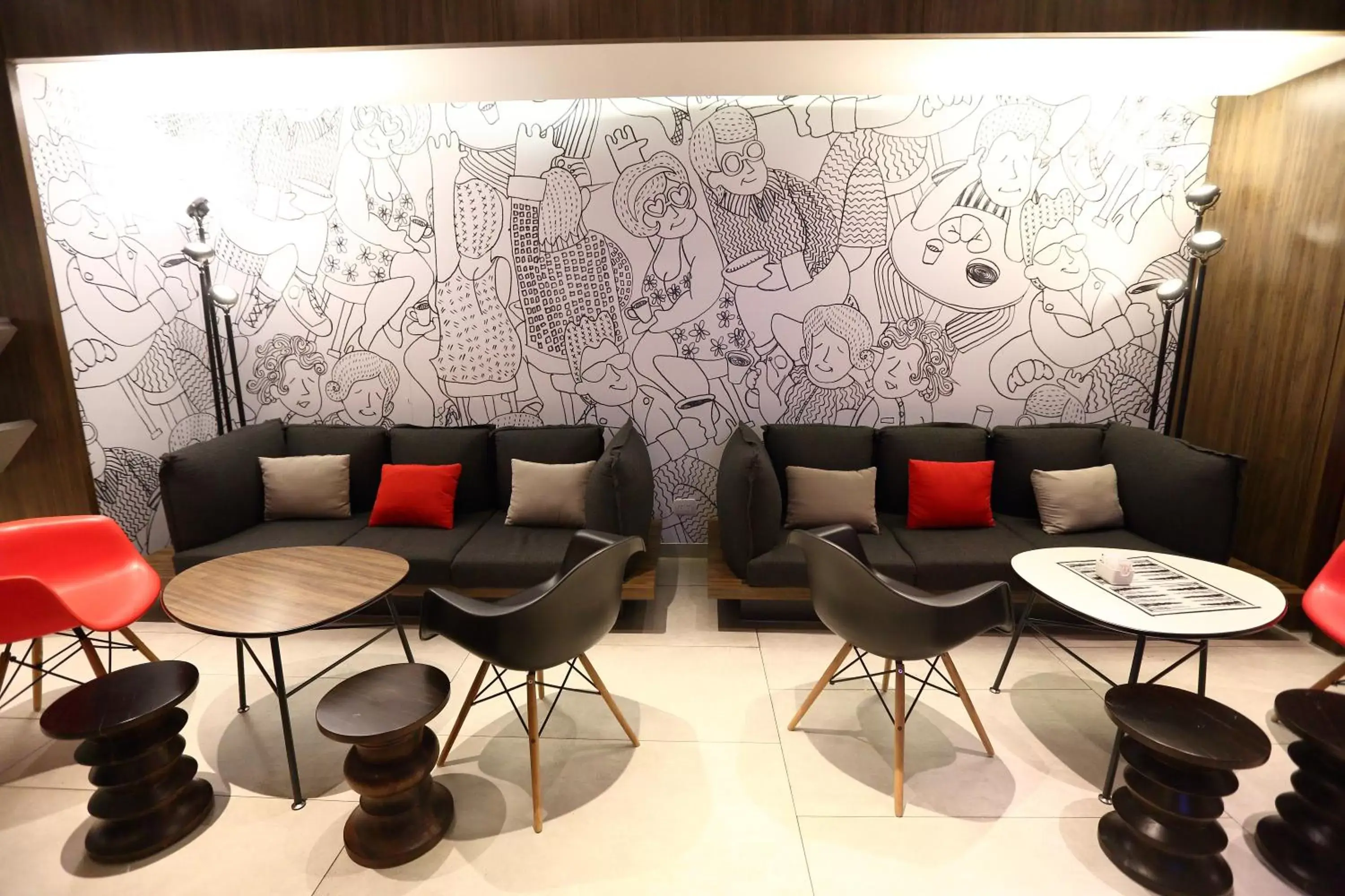 Lounge or bar in ibis Buenos Aires Obelisco Lounge or bar in ibis Buenos Aires Obelisco