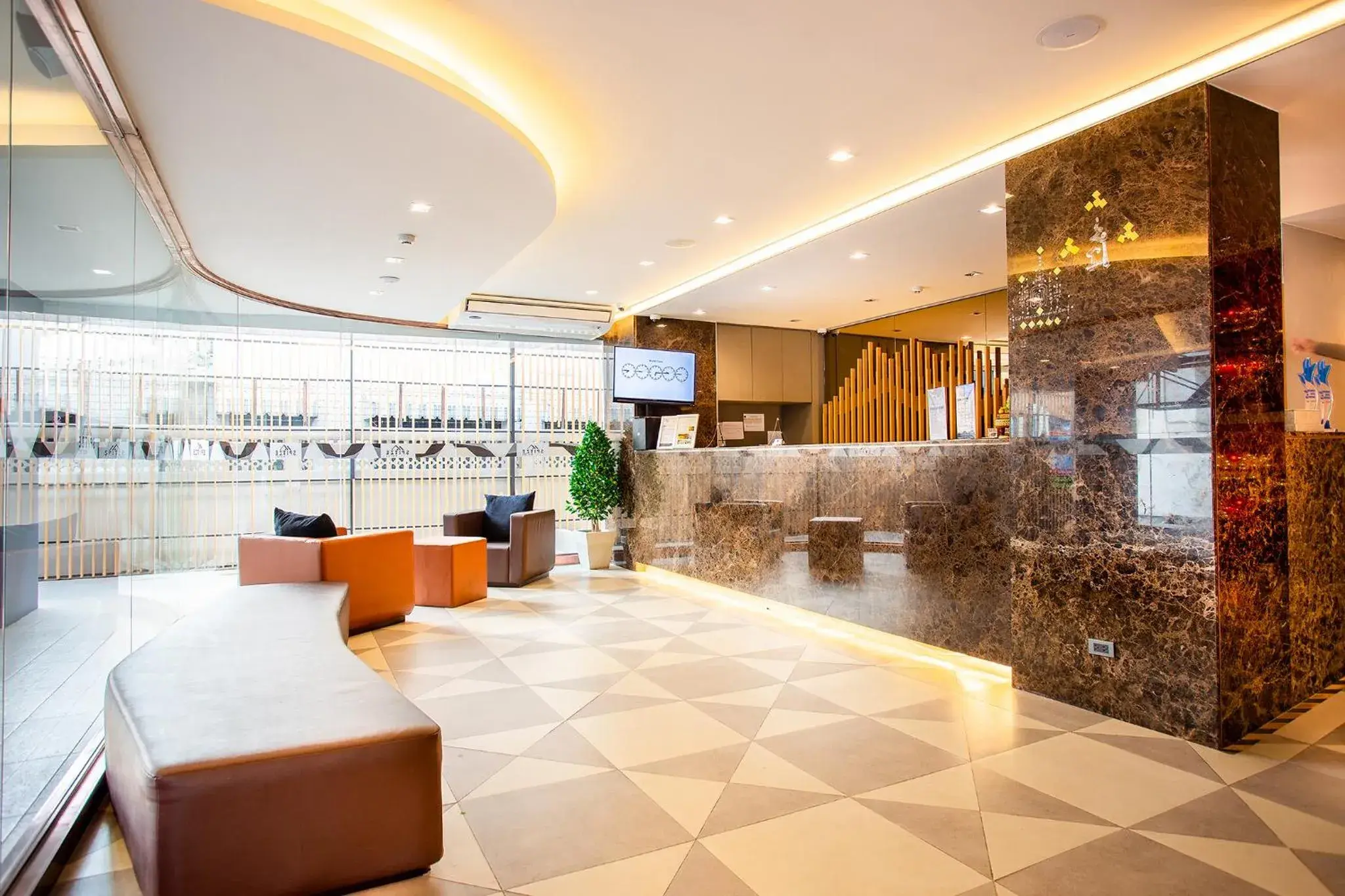 Lobby or reception in Spittze Hotel Pratunam