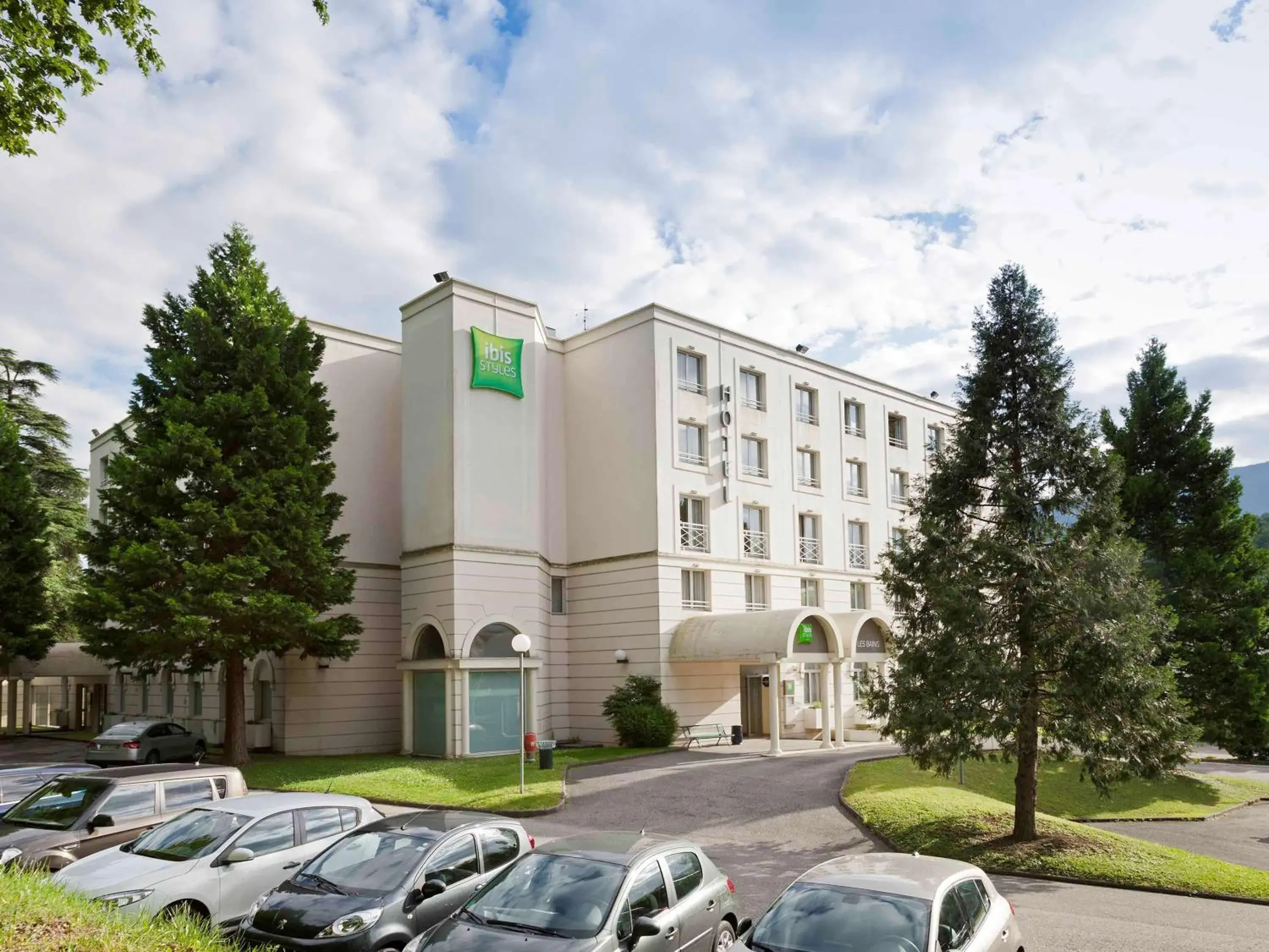 On site, Property Building in ibis Styles Aix les Bains