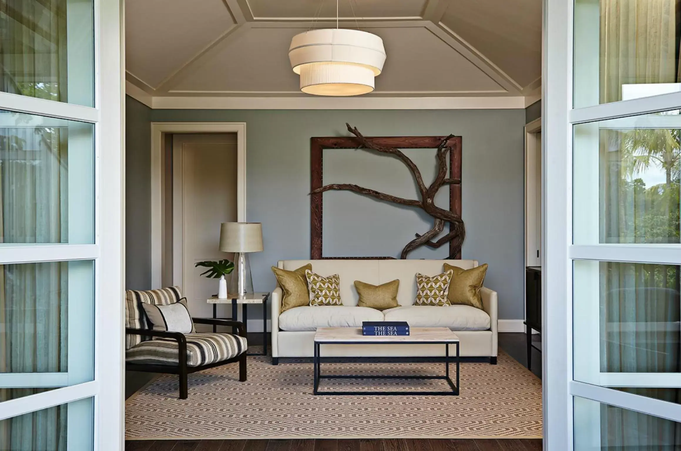 Living room, Seating Area in The Island House