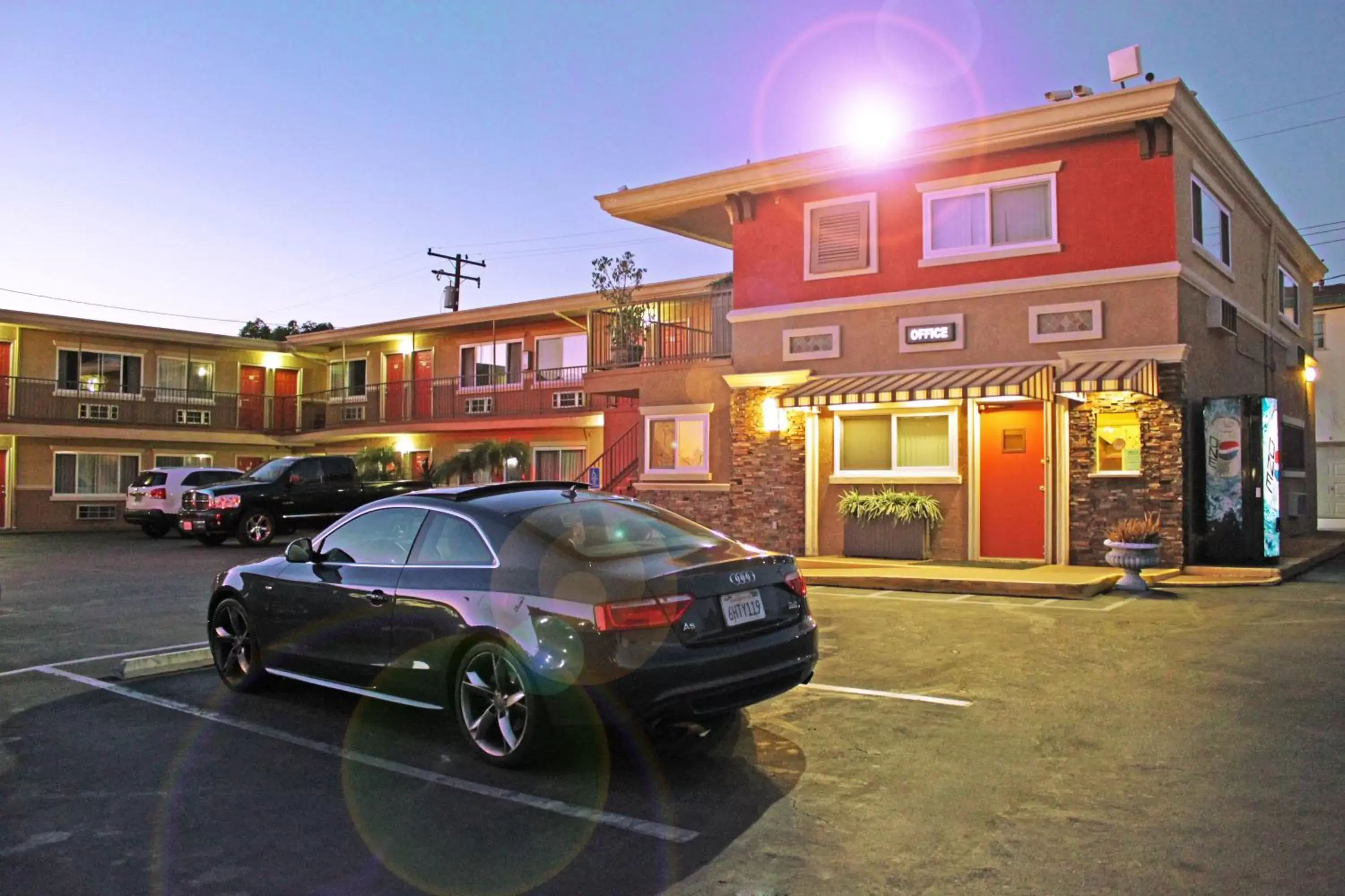 Facade/entrance, Property Building in Friendly Hills Inn