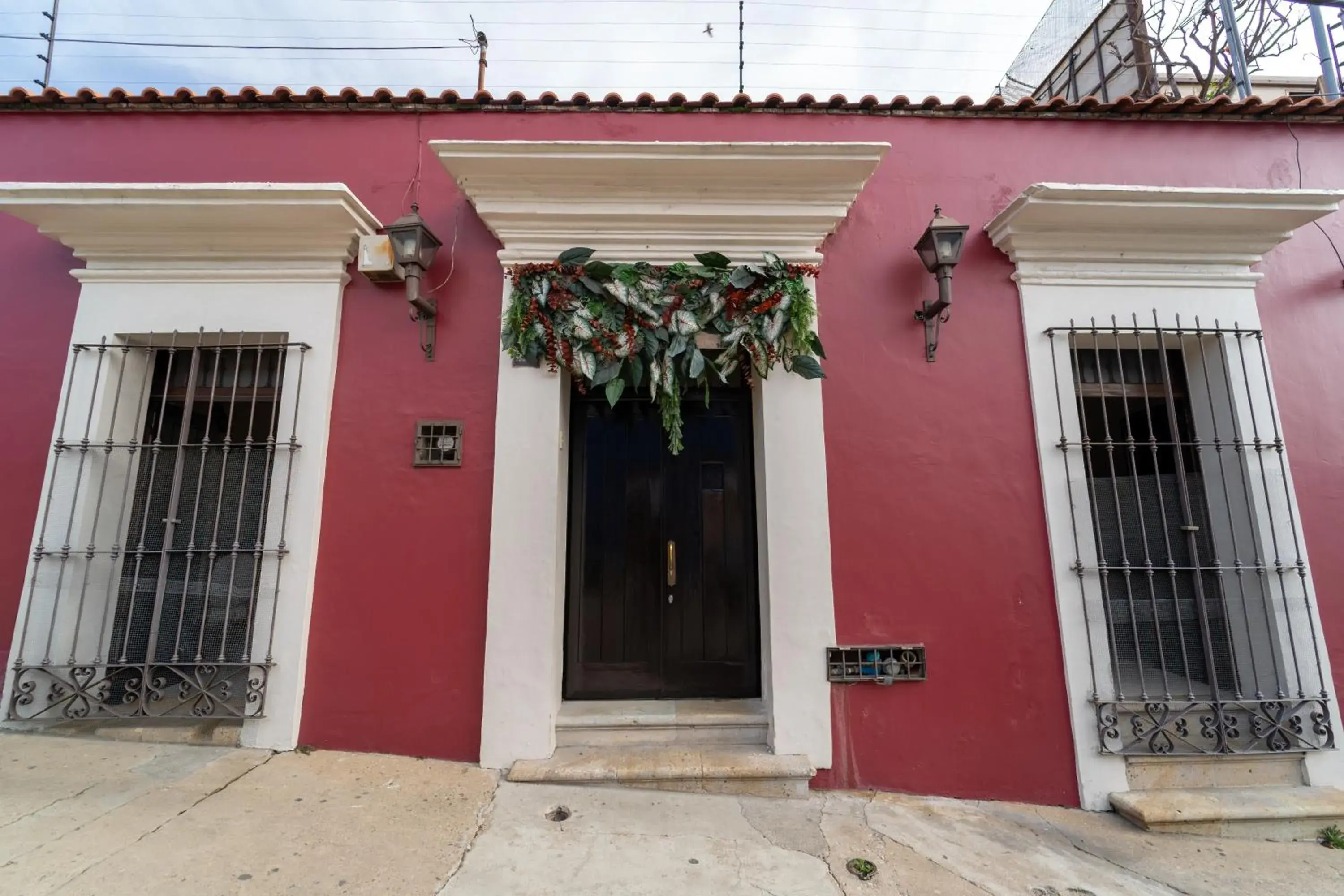 Facade/entrance in Casa de las Flores Hotel