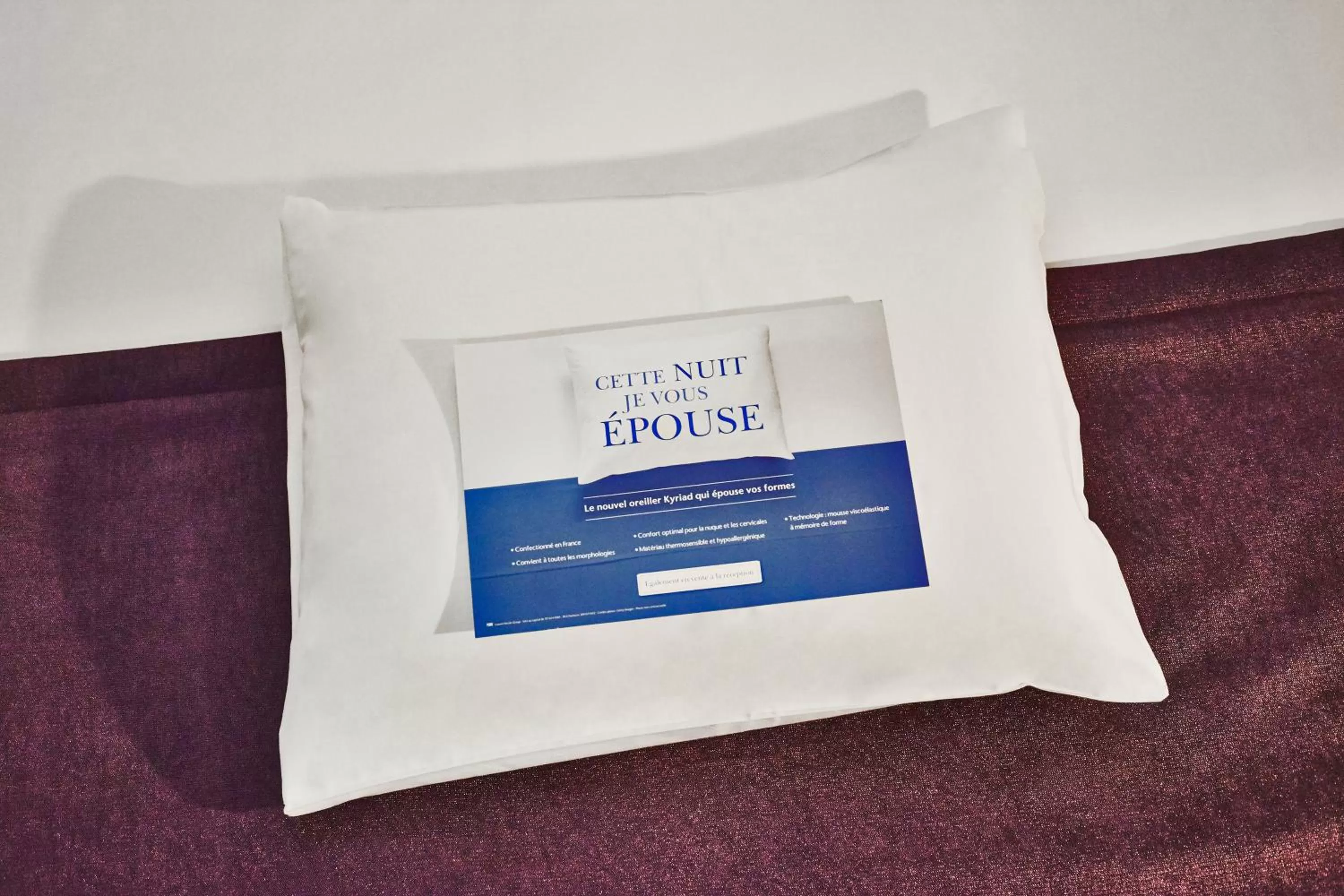 Bed in Kyriad Clermont-Ferrand-Sud - La Pardieu