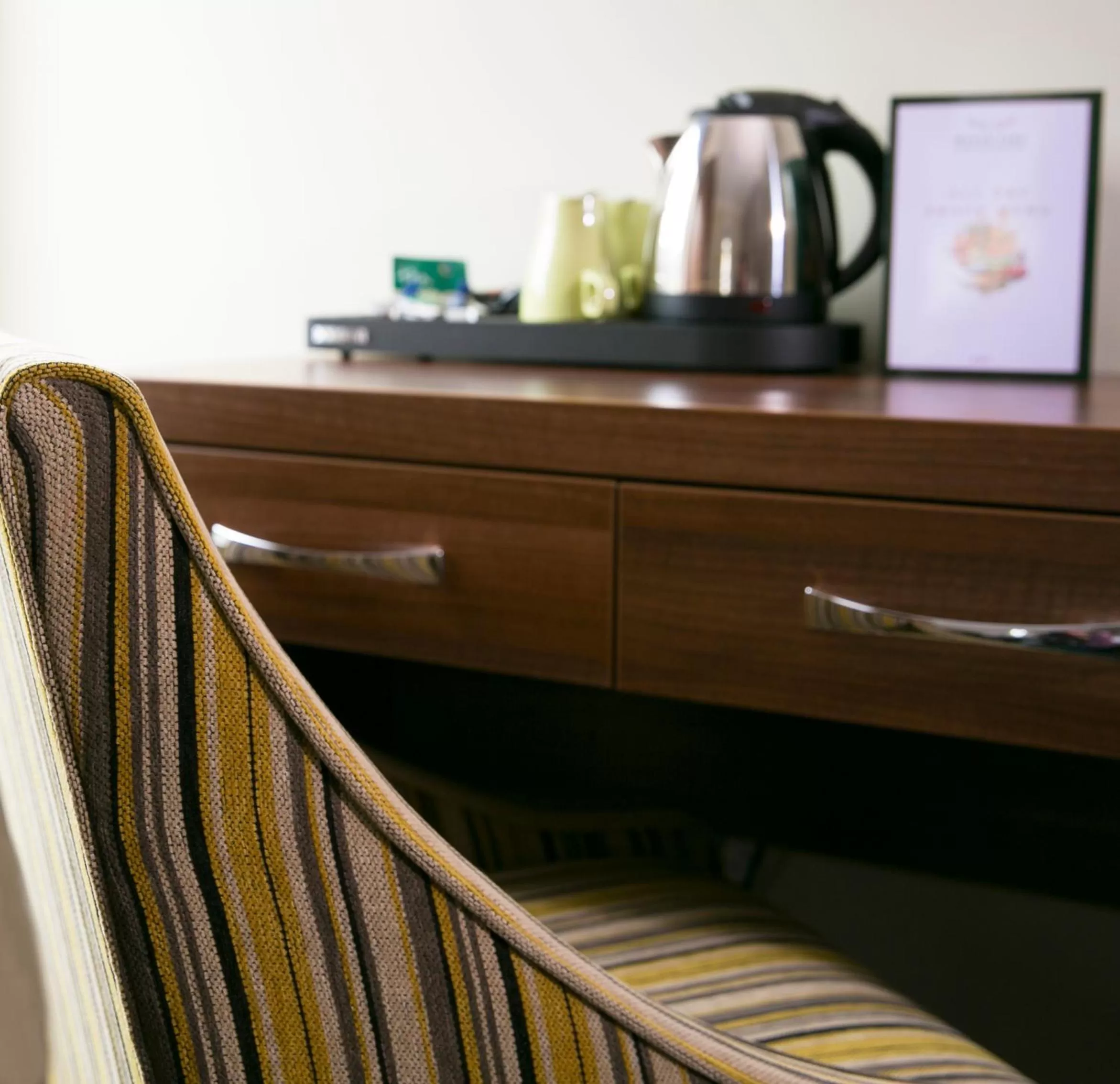 Coffee/tea facilities in Manor Parc Hotel