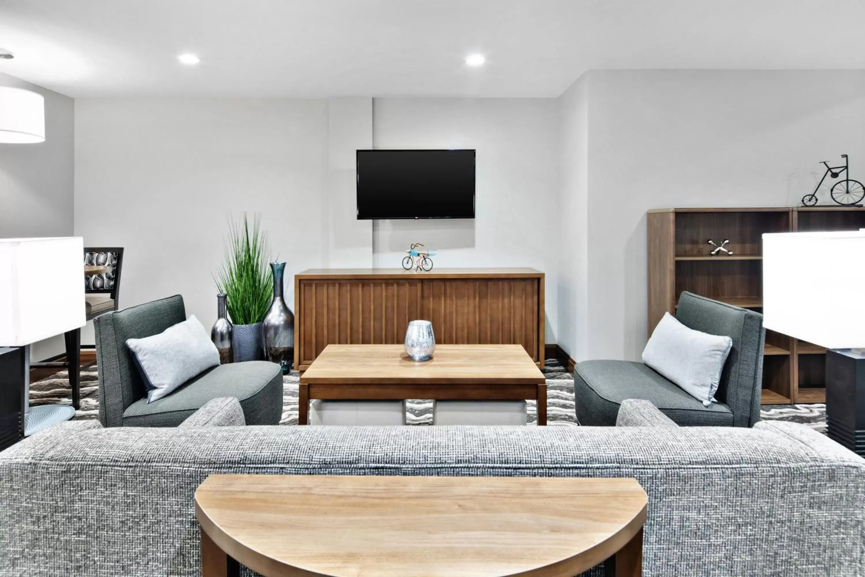 Communal lounge/ TV room, Seating Area in Staybridge Suites Irvine - John Wayne Airport, an IHG Hotel