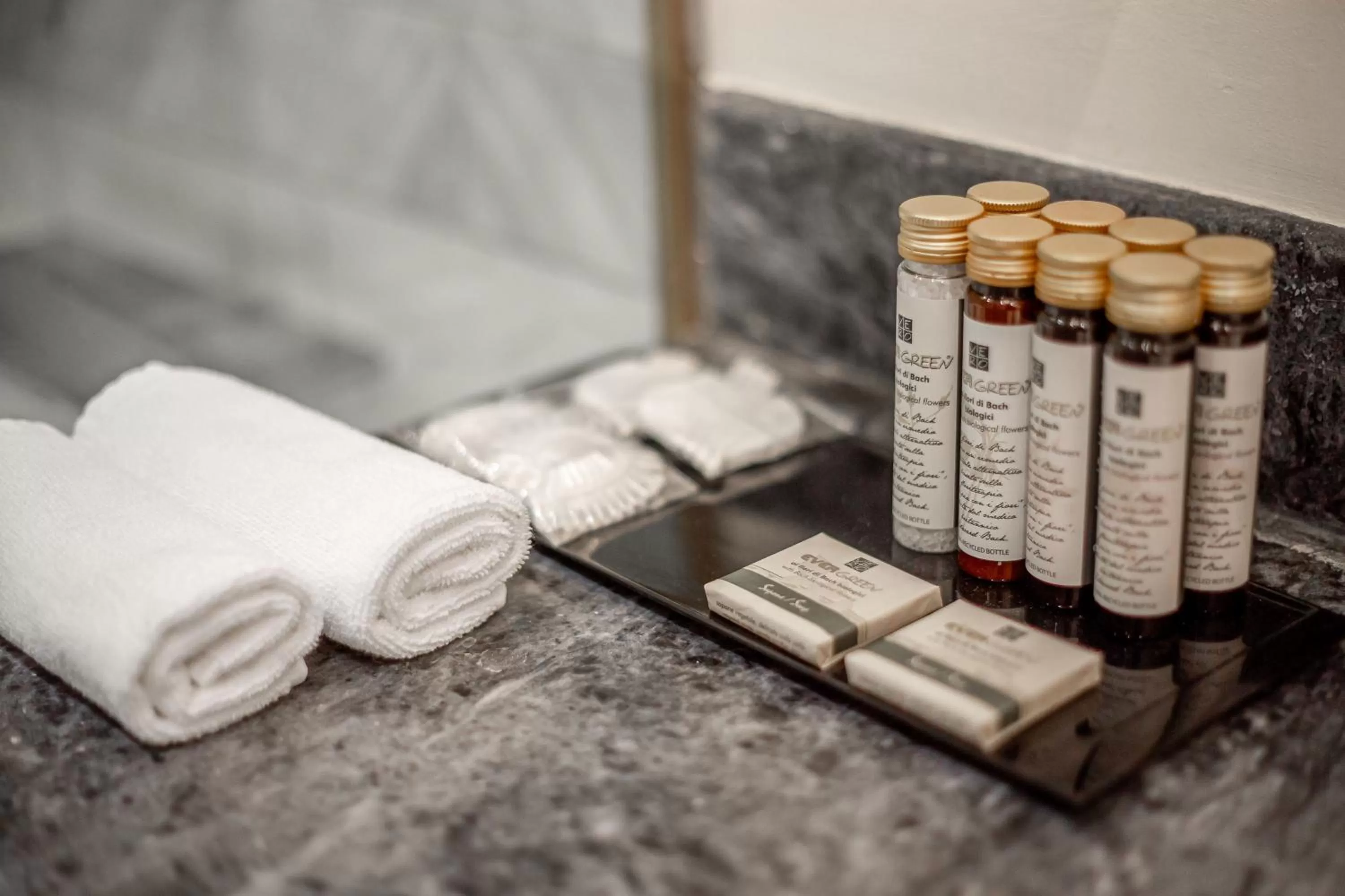 Shower in Maidan Palace Hotel