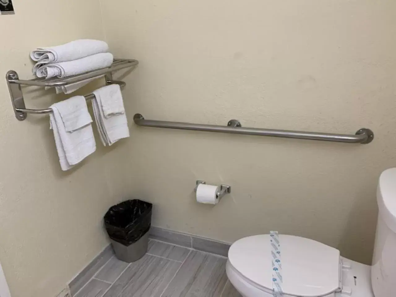 Bathroom in Americas Best Value Inn and Suites -Yucca Valley