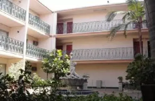 Facade/entrance, Property Building in Royal Century Hotel at LAX