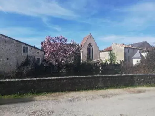 Property Building in les bruyeres