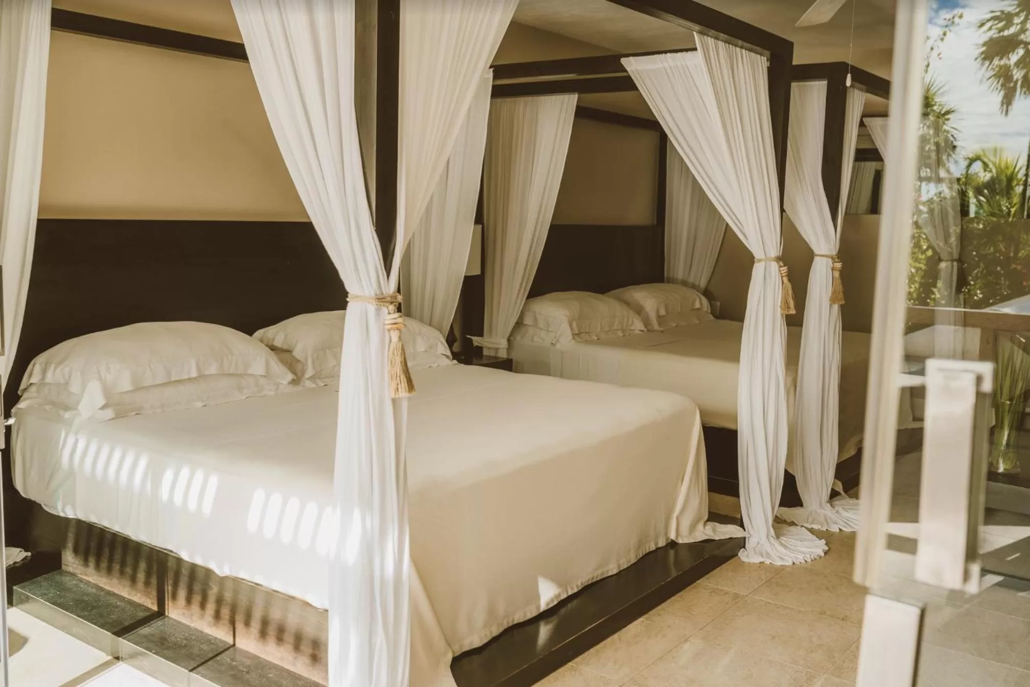 Bed in Jashita Hotel