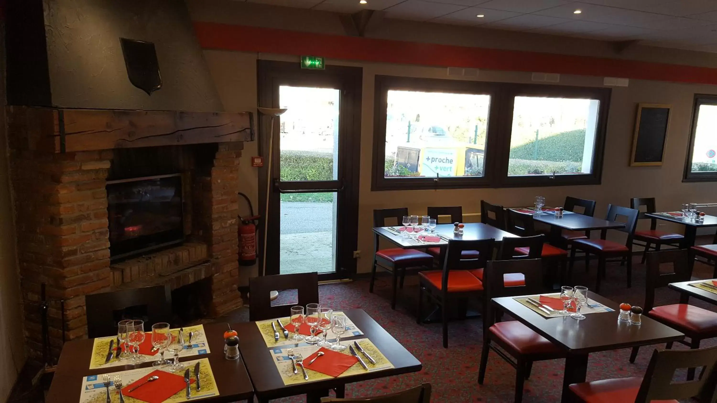 Restaurant/places to eat in ibis Dieppe Le Val Druel Restaurant/places to eat in ibis Dieppe Le Val Druel