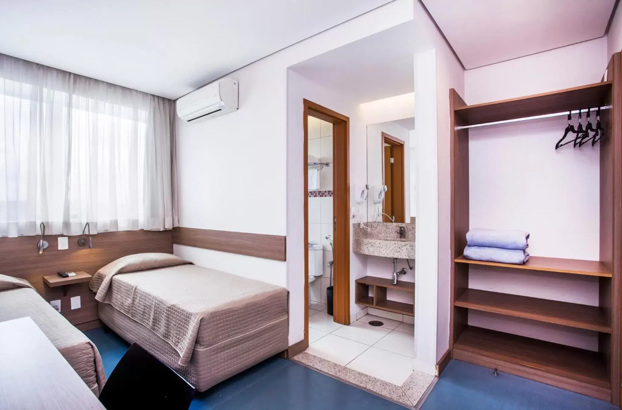 Bed in Total Hotel Bed in Total Hotel