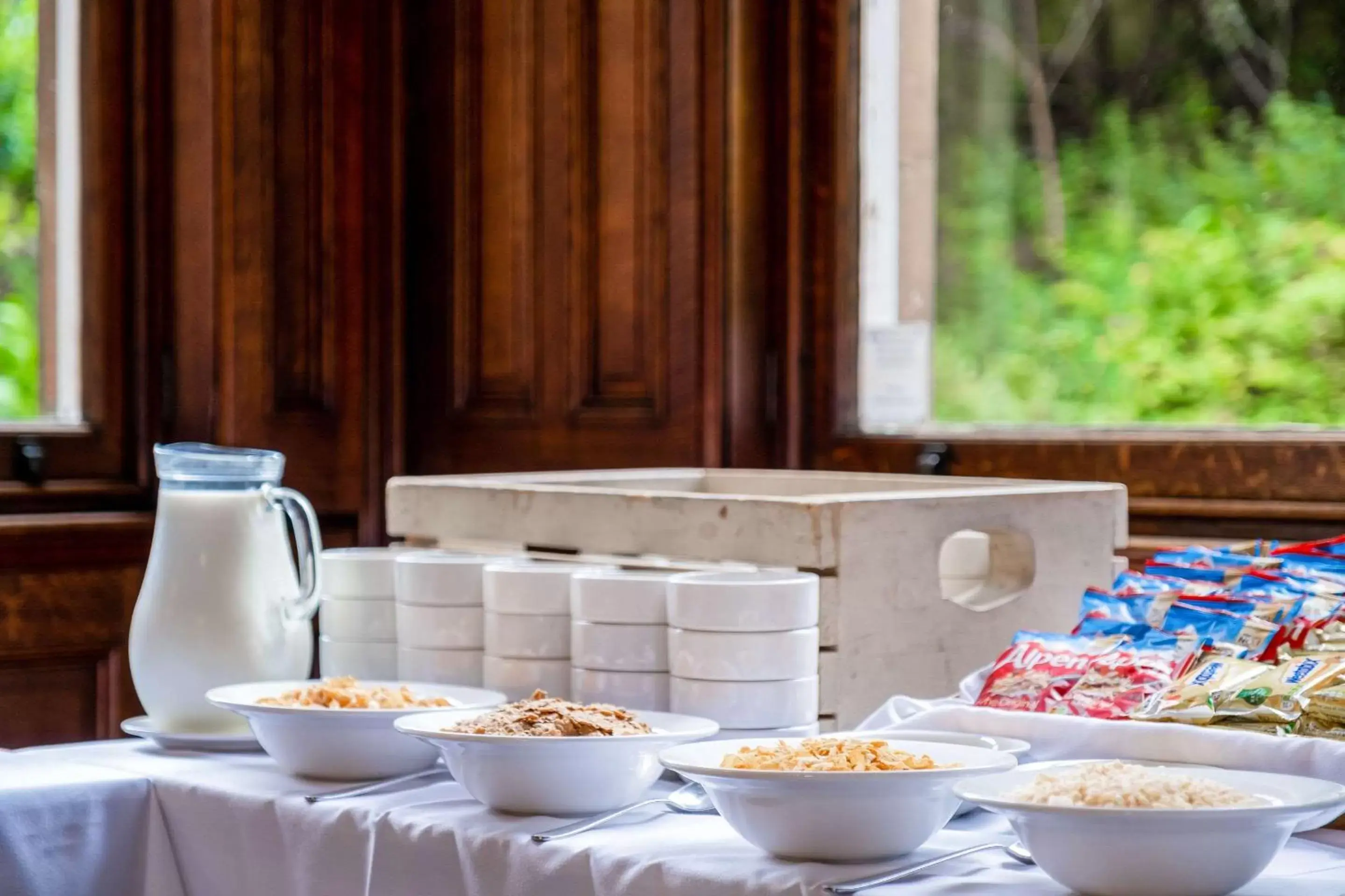 Restaurant/places to eat in Makeney Hall Hotel Restaurant/places to eat in Makeney Hall Hotel